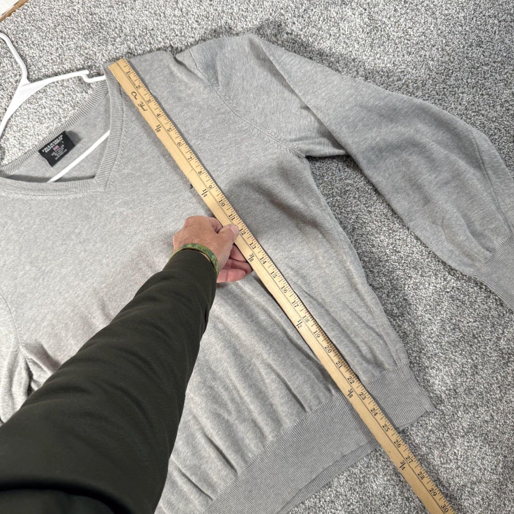 Ralph Lauren VINTAGE Ralph Lauren Polo Jeans Co Sweater Mens L Gray V-Neck Knit Pullover Short Description: Minimalist Old Money 90s Style Size US L / EU 52-54 / 3 - 2 Thumbnail