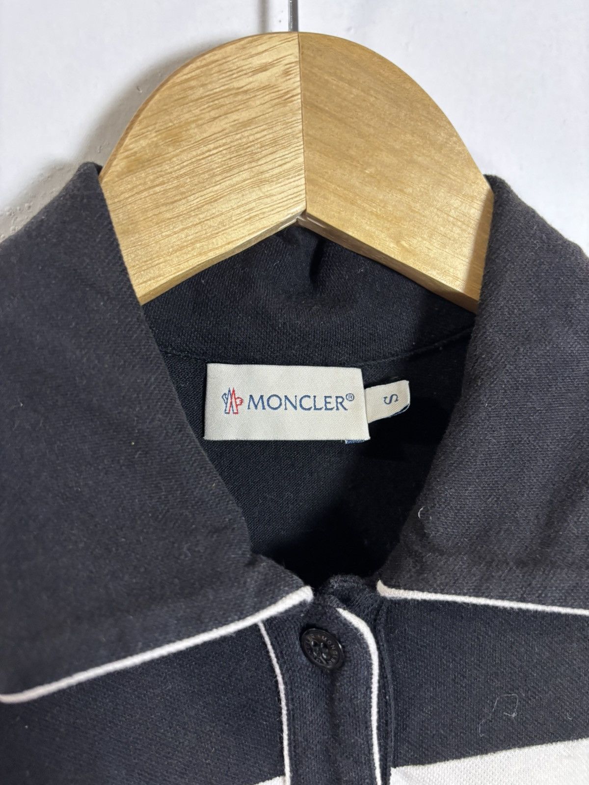 Moncler Moncler Polo Longsleeve Shirt Size S / US 4 / IT 40 - 4 Thumbnail