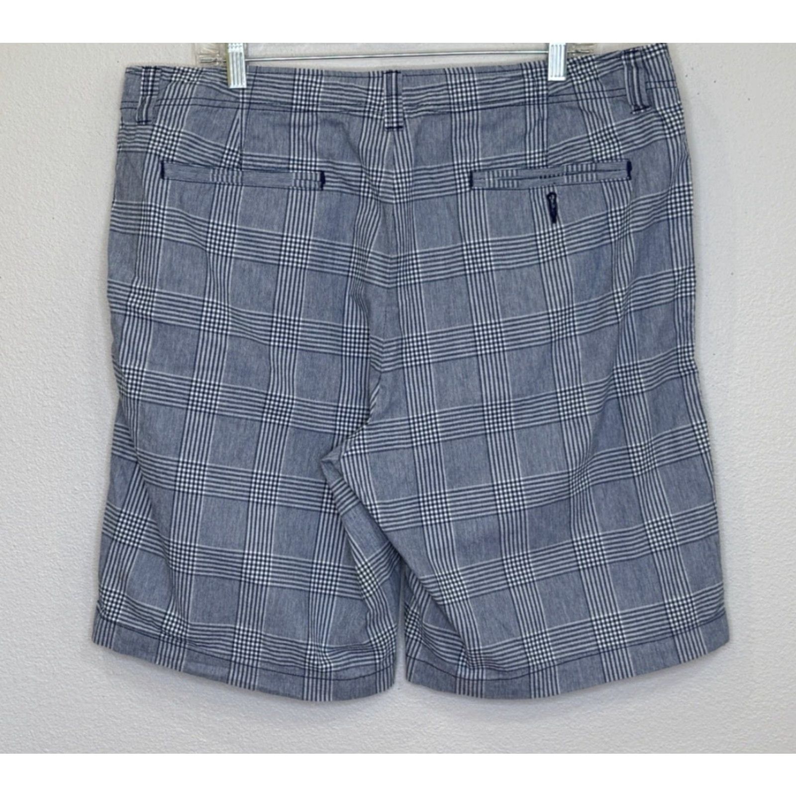 Cremieux Cremieux Chino Shorts Mens 38 Blue Plaid Flat Front 10” Inseam Cotton Coastal Beach Casual Travel Size US 38 / EU 54 - 4 Thumbnail