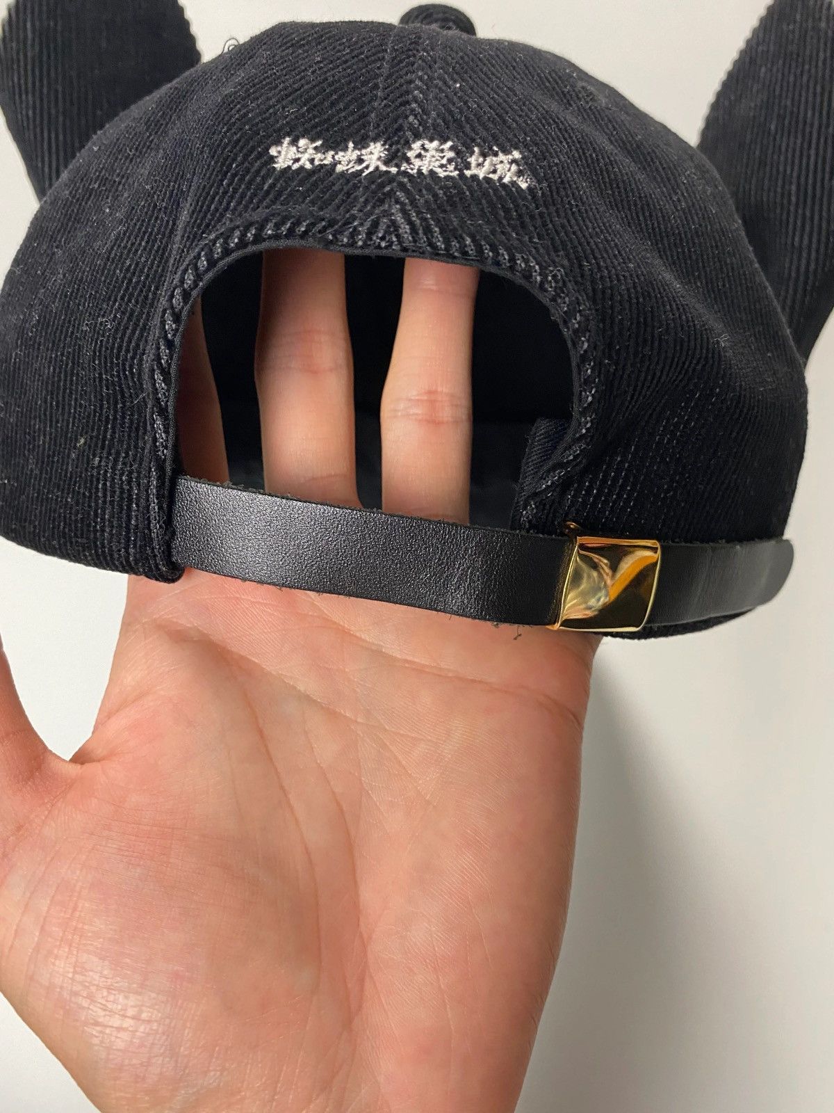 Undercover UNDERCOVER BUNNY HAT IN BLACK SZ:OS Size ONE SIZE - 4 Thumbnail