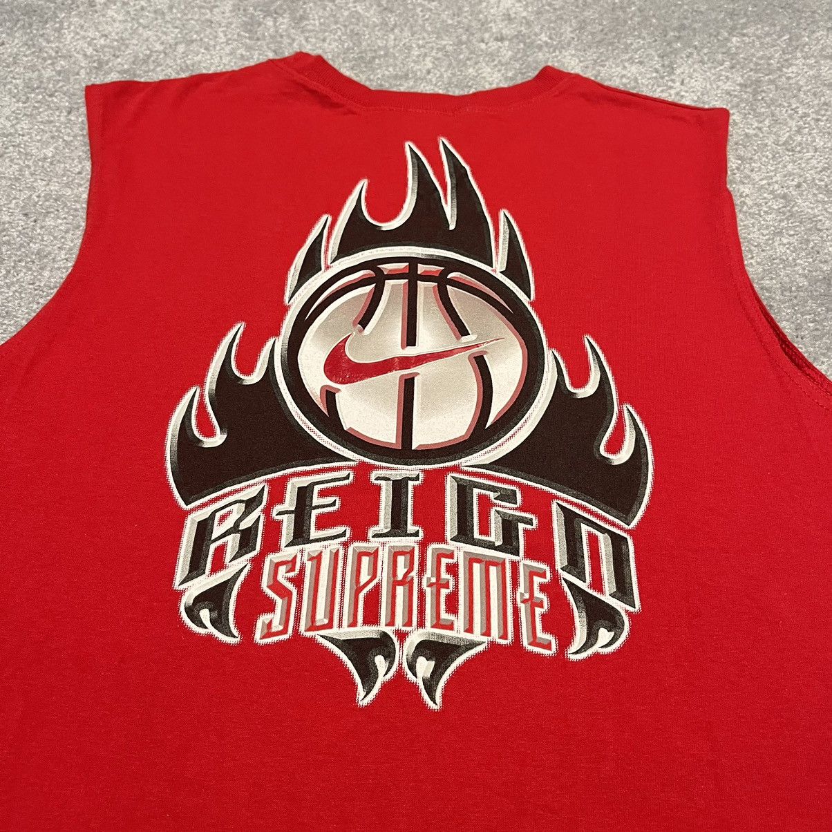 Nike Vintage Nike Reign Supreme Center Swoosh Basketball Tank Top Size US S / EU 44-46 / 1 - 3 Thumbnail