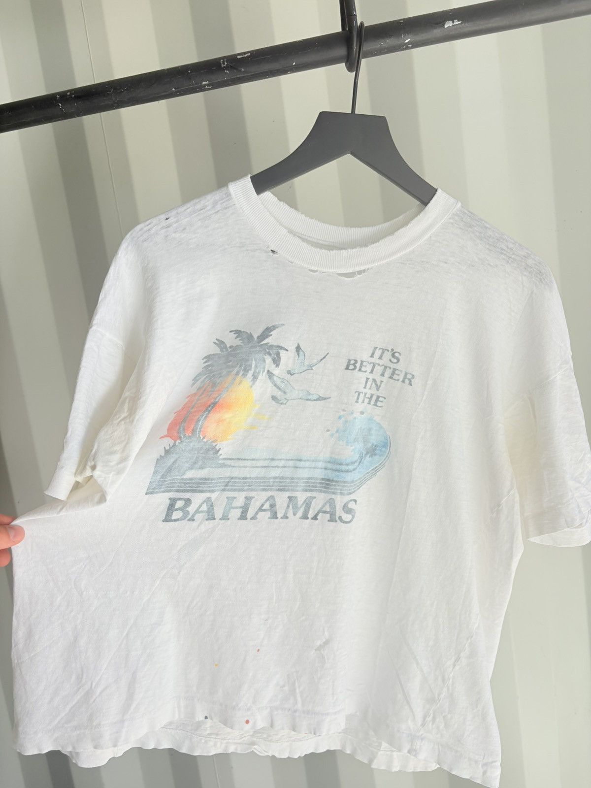 Vintage Thrashed Bahamas Distressed Shirt GRUNGE Boxy Paper Thin Size US L / EU 52-54 / 3 - 2 Thumbnail