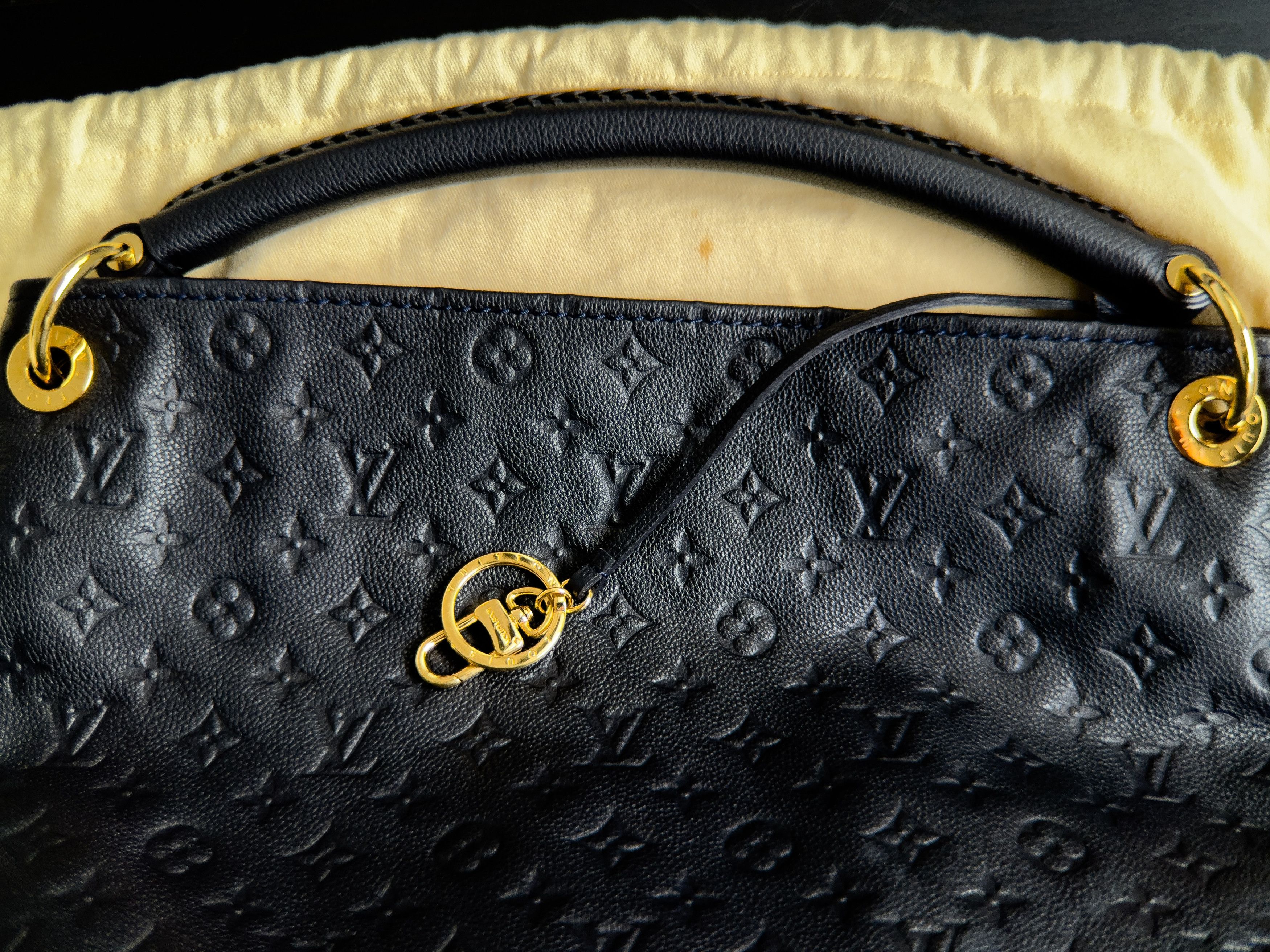Louis Vuitton Louis Vuitton Artsy leather handbag Size ONE SIZE - 3 Thumbnail