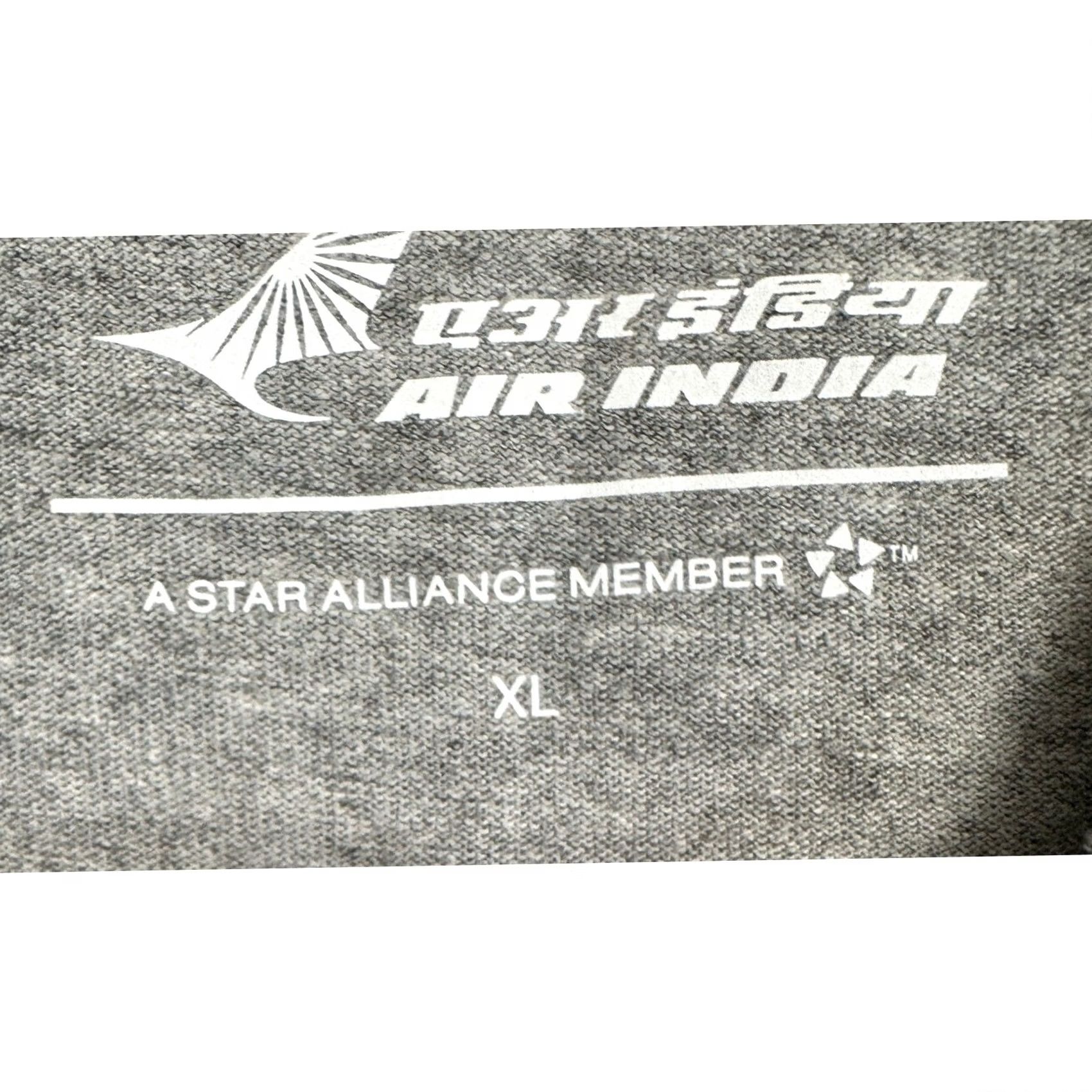 Tumi TUMI Air India T-Shirt Mens XL Light Grey Crewneck Long Sleeve Tee Casual Logo Size US XL / EU 56 / 4 - 5 Thumbnail