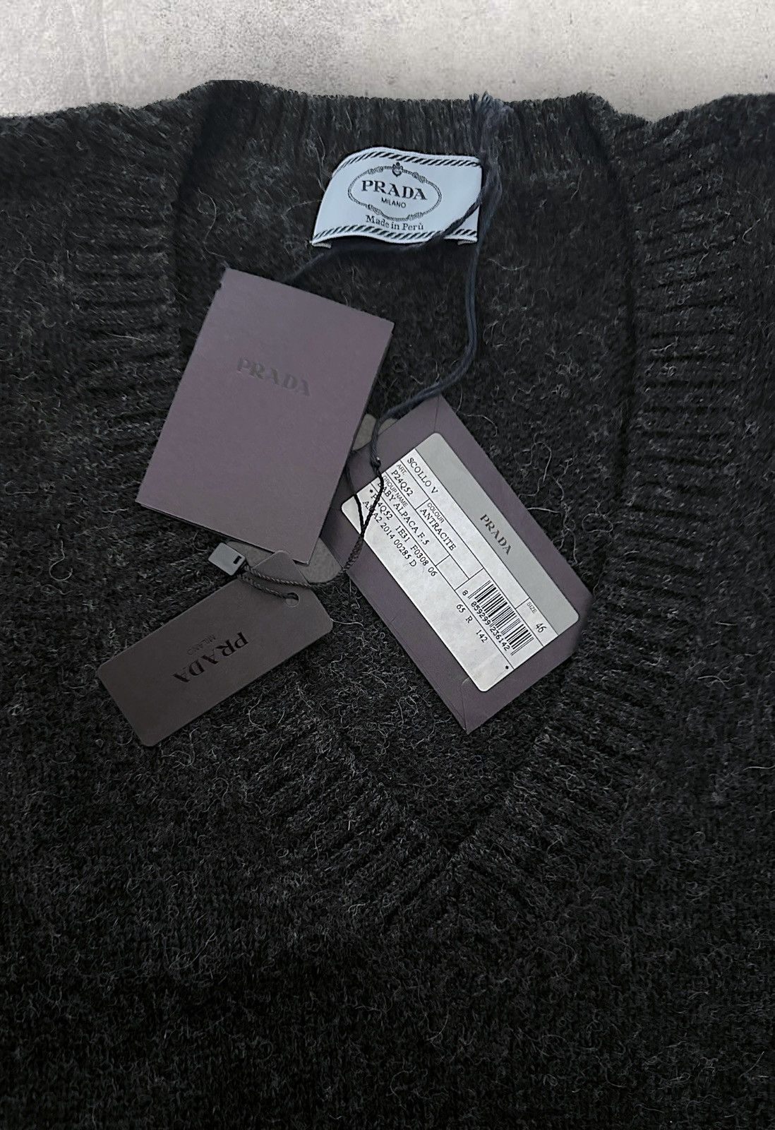 Prada Prada Knit V-Neck Sweater Size L / US 10 / IT 46 - 8 Thumbnail