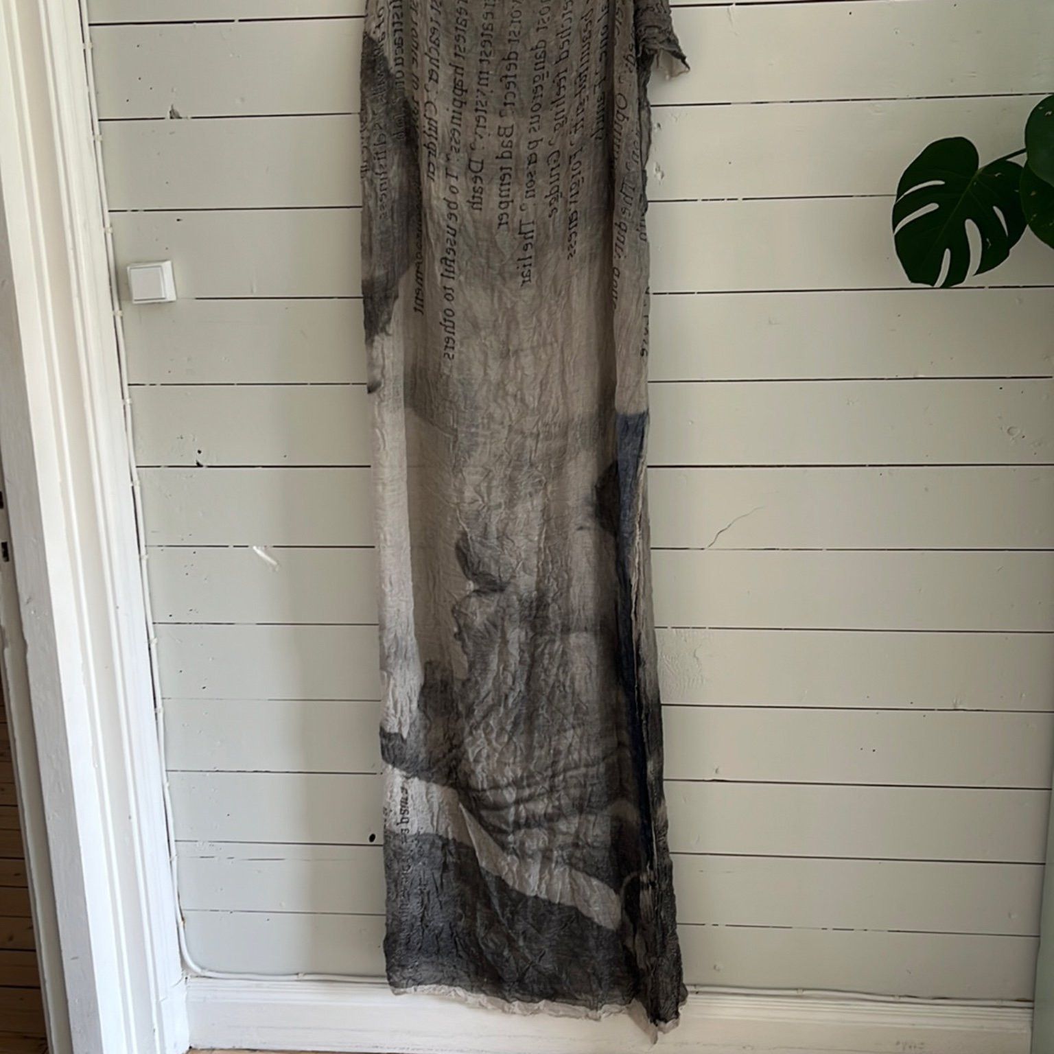 Faliero Sarti Silk/Modal "A Mother's Love" Manifesto, Mother Teresa Scarf Size ONE SIZE - 9 Thumbnail