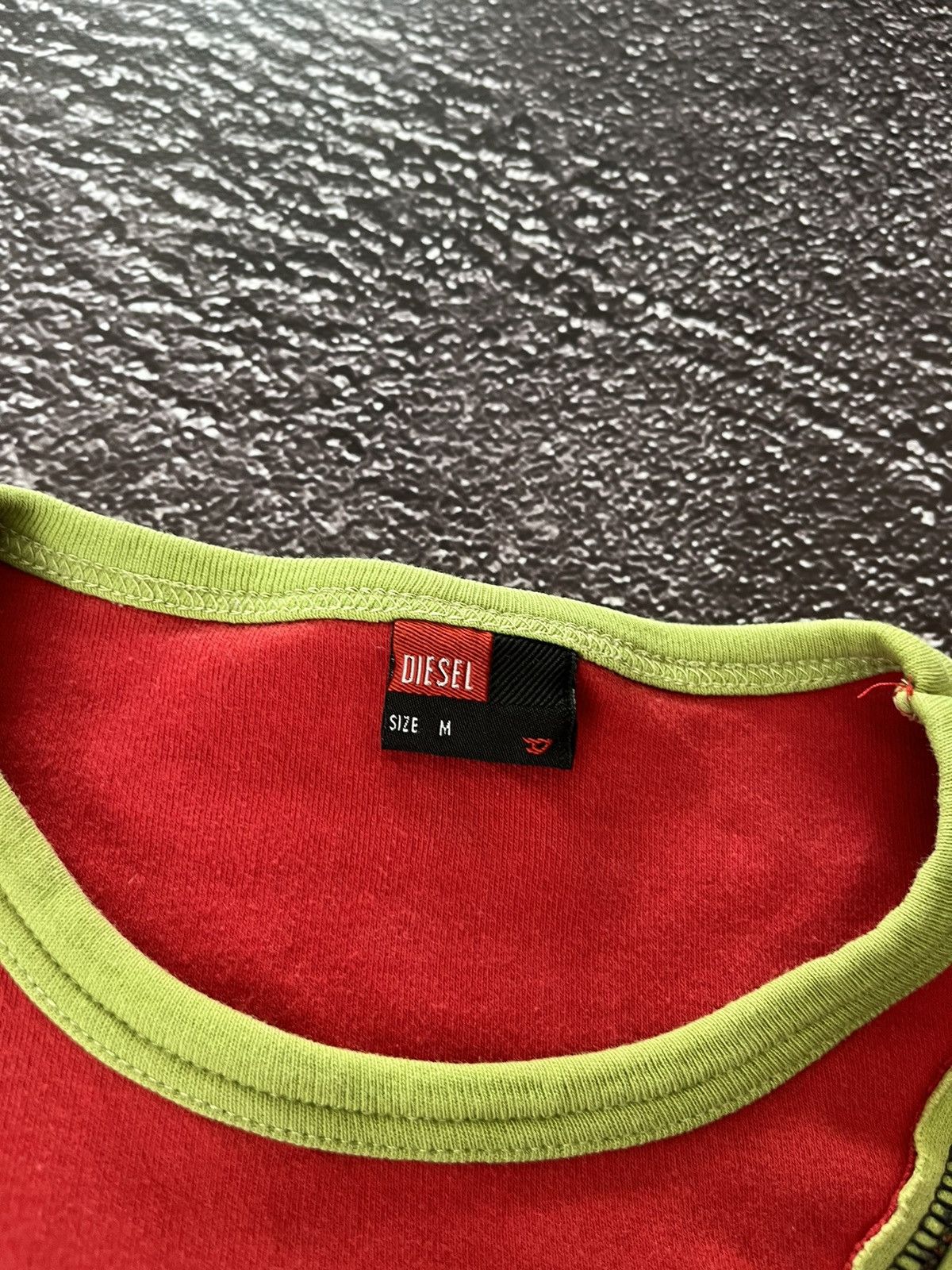 Diesel Vintage Diesel Big Logo Avant Garde Red Green Tee T-Shirt Size US M / EU 48-50 / 2 - 6 Thumbnail