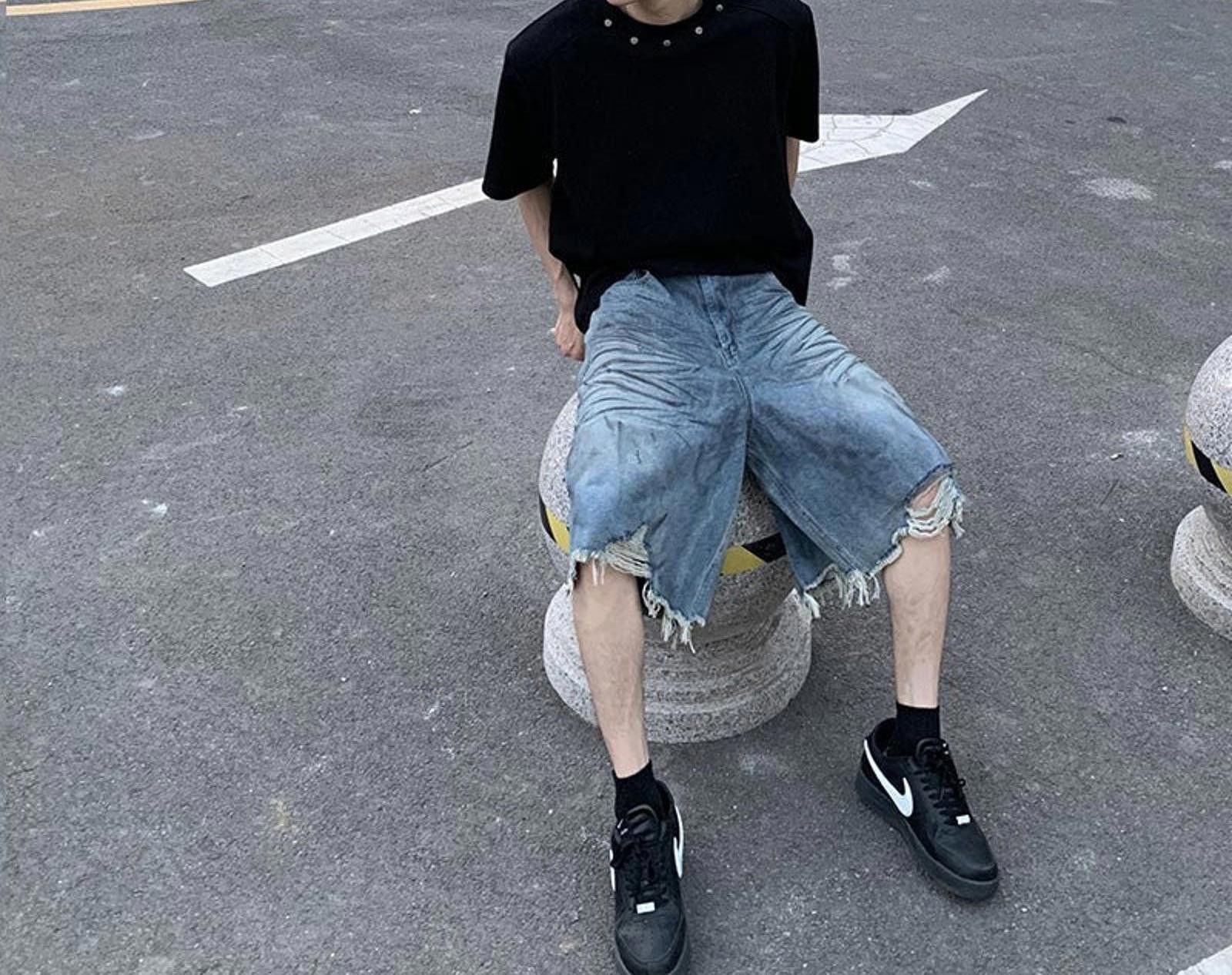 Jean × Vintage Washed Whiskers Distressed Jorts Size US 33 - 3 Thumbnail