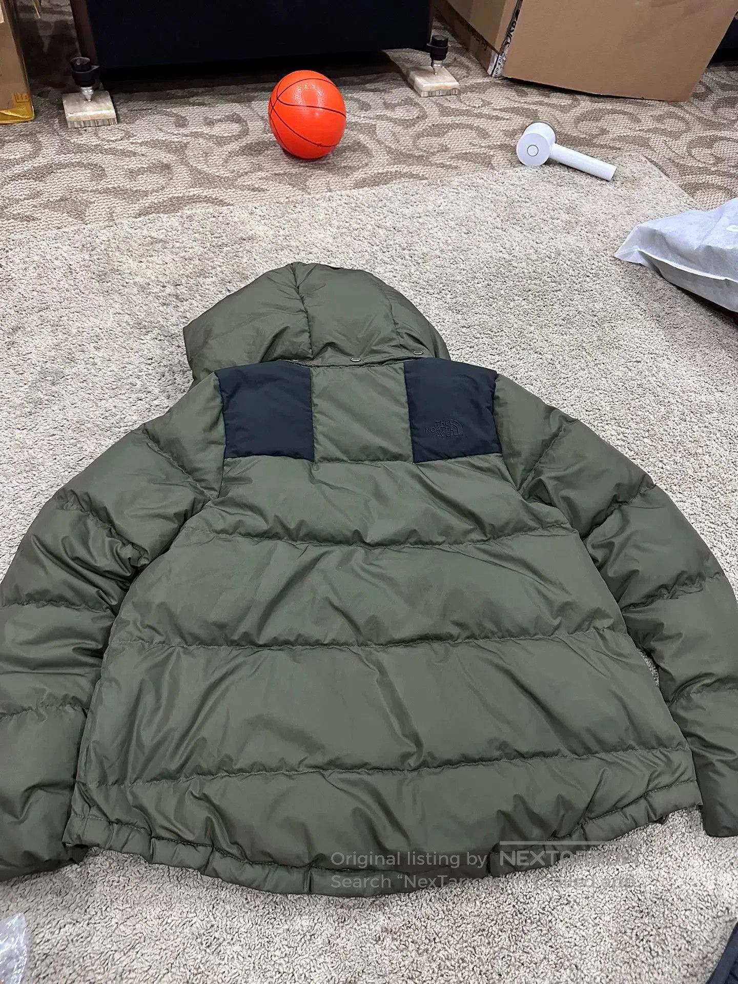 The North Face The North Face Women's Winter Down Jacket. Size L / US 10 / IT 46 - 8 Thumbnail
