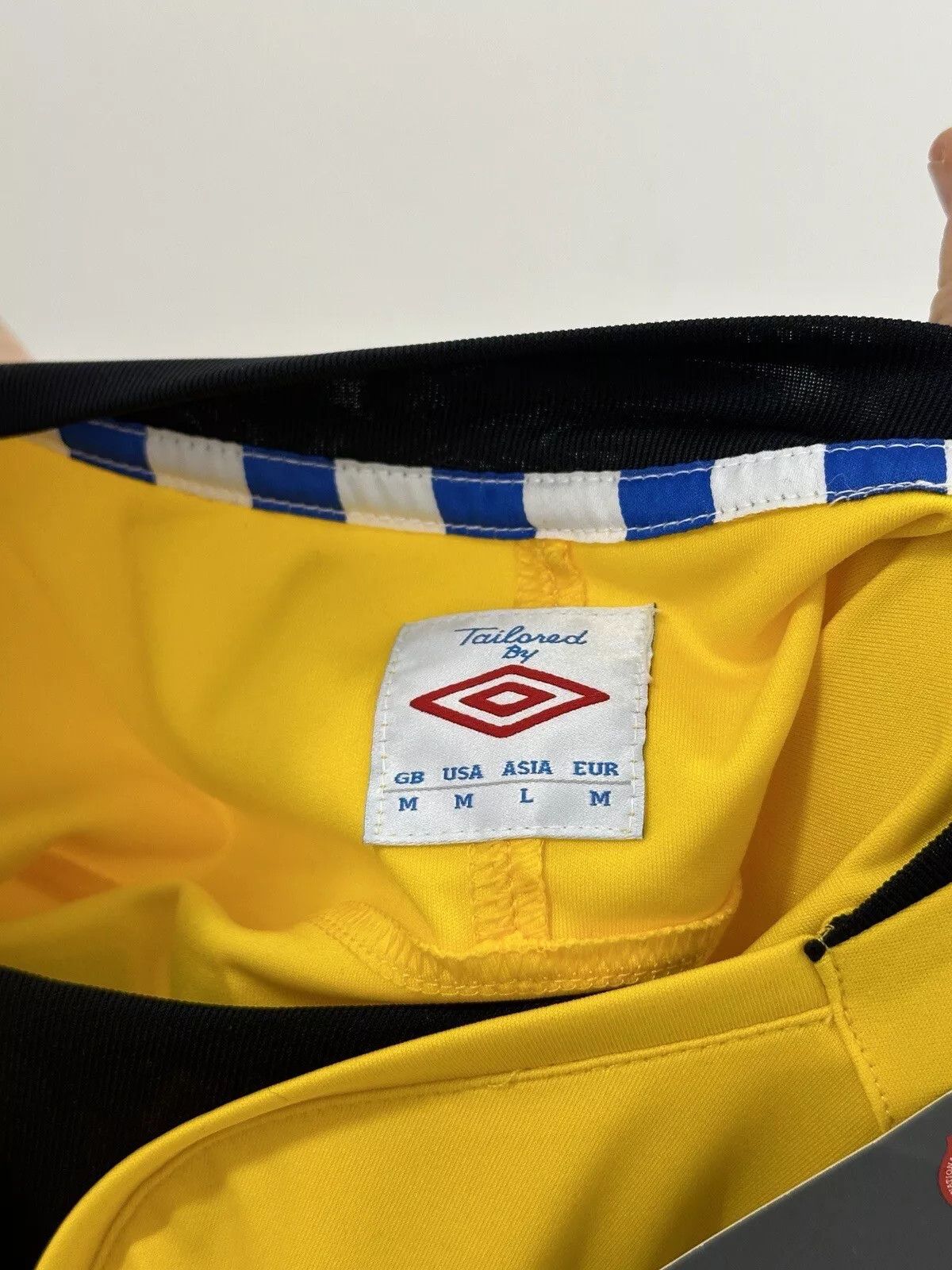 Umbro BLACKBURN ROVERS 2011 2012 AWAY SOCCER JERSEY HOILLET Size US M / EU 48-50 / 2 - 8 Thumbnail