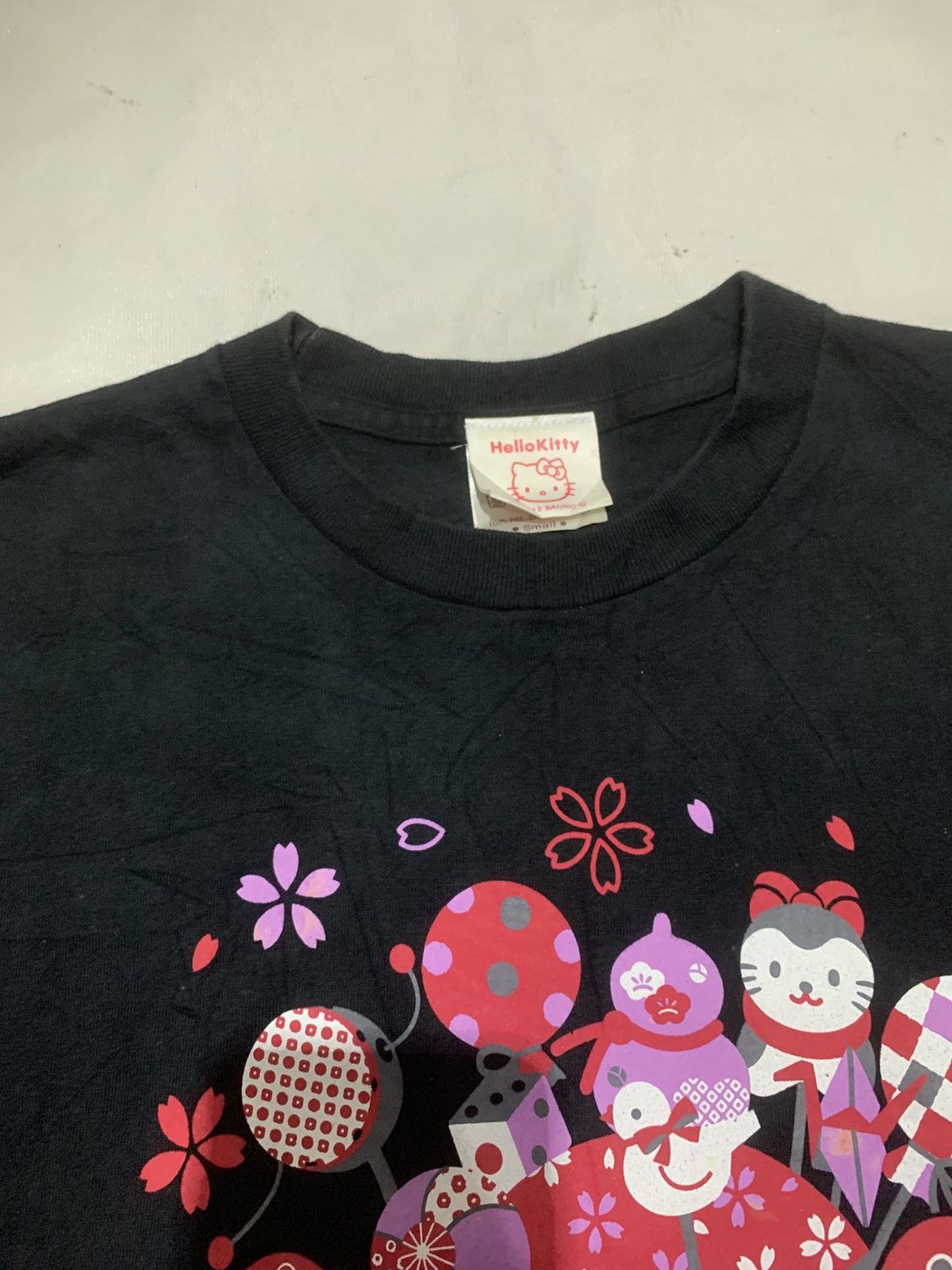 Japanese Brand Japanese Hello Kitty Sanrio T-Shirt Tee Size US S / EU 44-46 / 1 - 5 Thumbnail