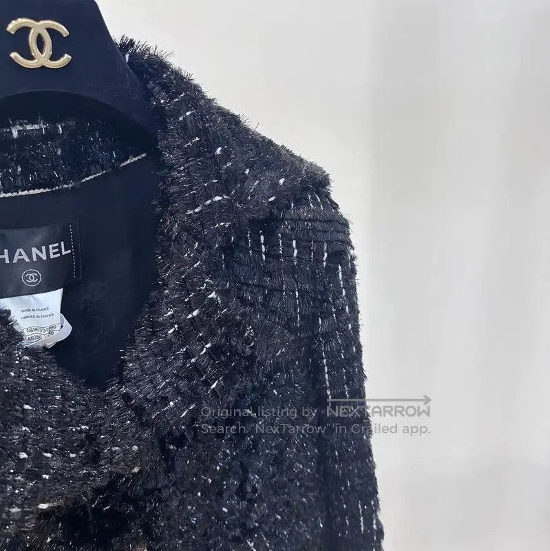 Chanel Chanel Black Women's Coat, Size S . Size S / US 4 / IT 40 - 3 Thumbnail
