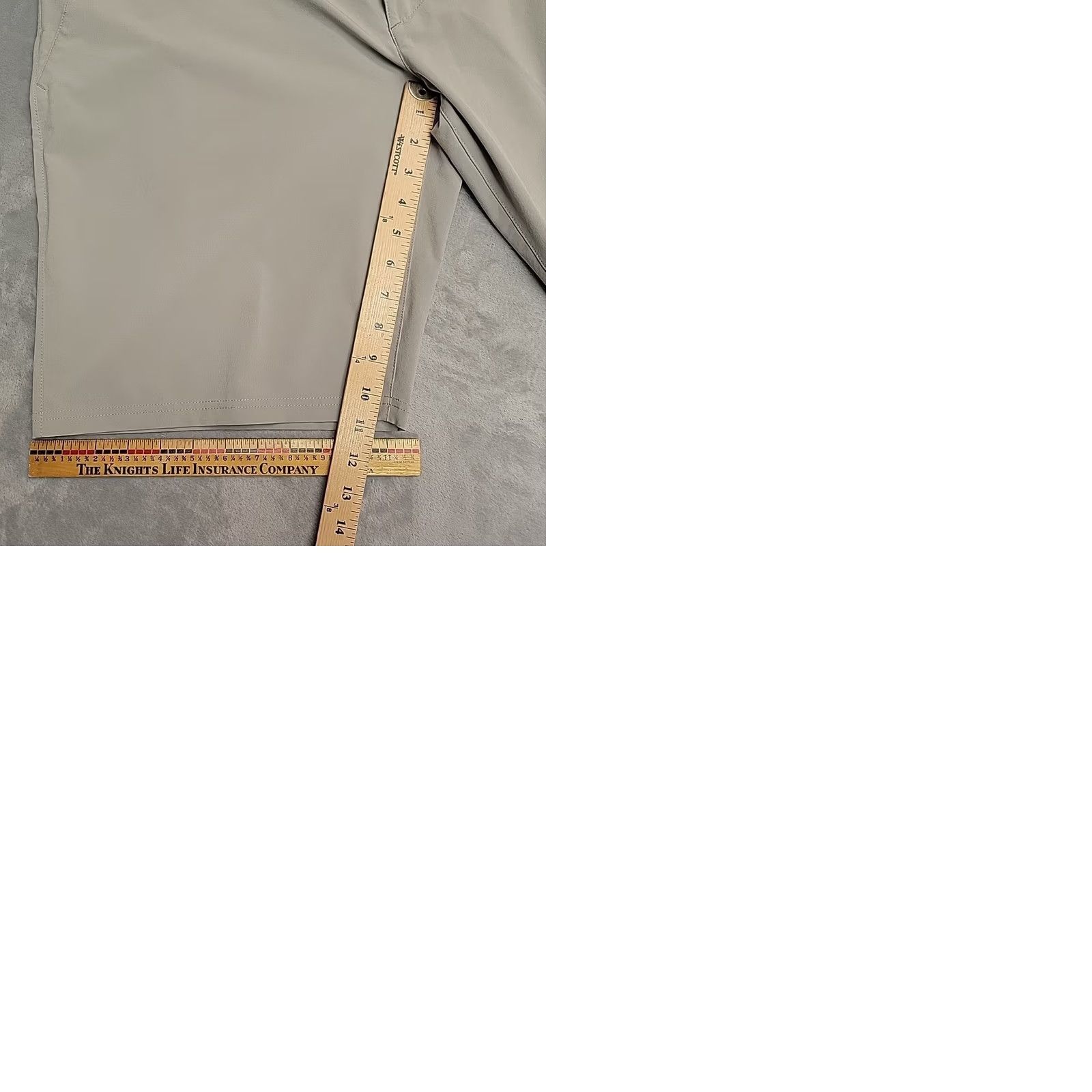 Oakley Oakley Shorts Mens 40 Beige Flat Front Performance Golf Hybrid Stretch Outdoors Size US 40 / EU 56 - 9 Thumbnail