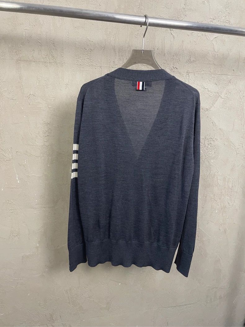 Thom Browne Thom Browne size2 A wool knit cardigan Size US M / EU 48-50 / 2 - 2 Thumbnail