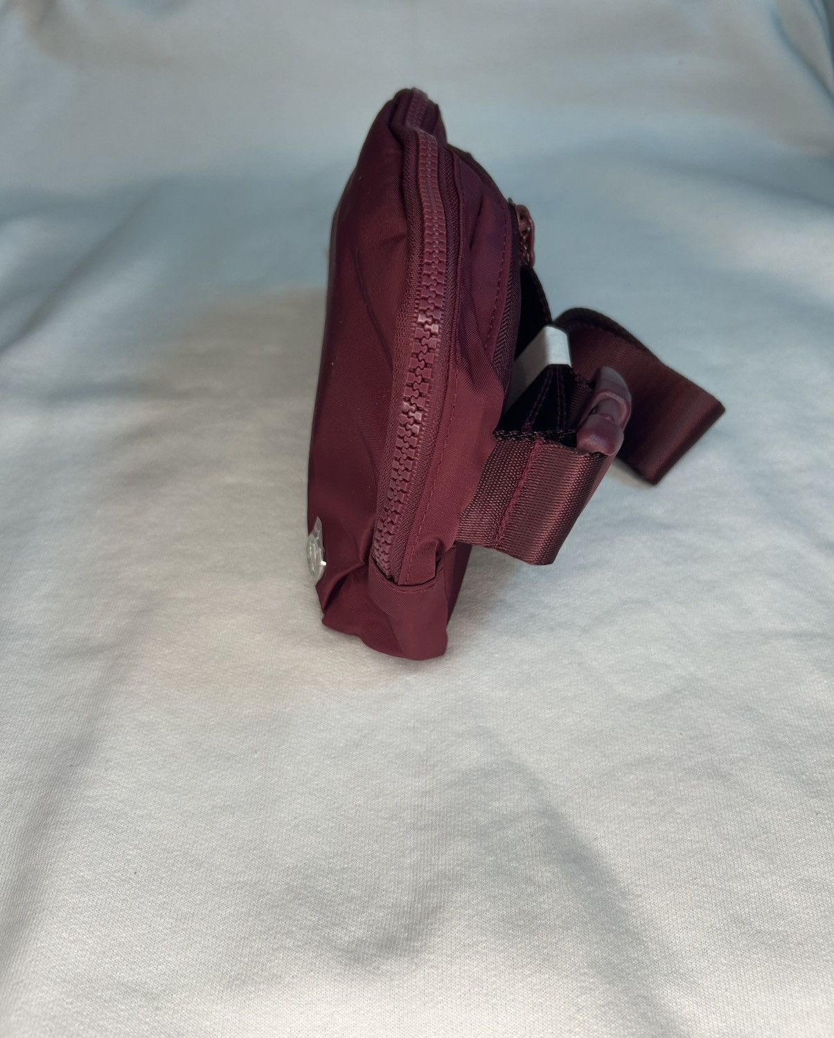 Lululemon New Lululemon Everywhere Belt Bag Color:RedBurgundy/Size IL Size ONE SIZE - 5 Thumbnail