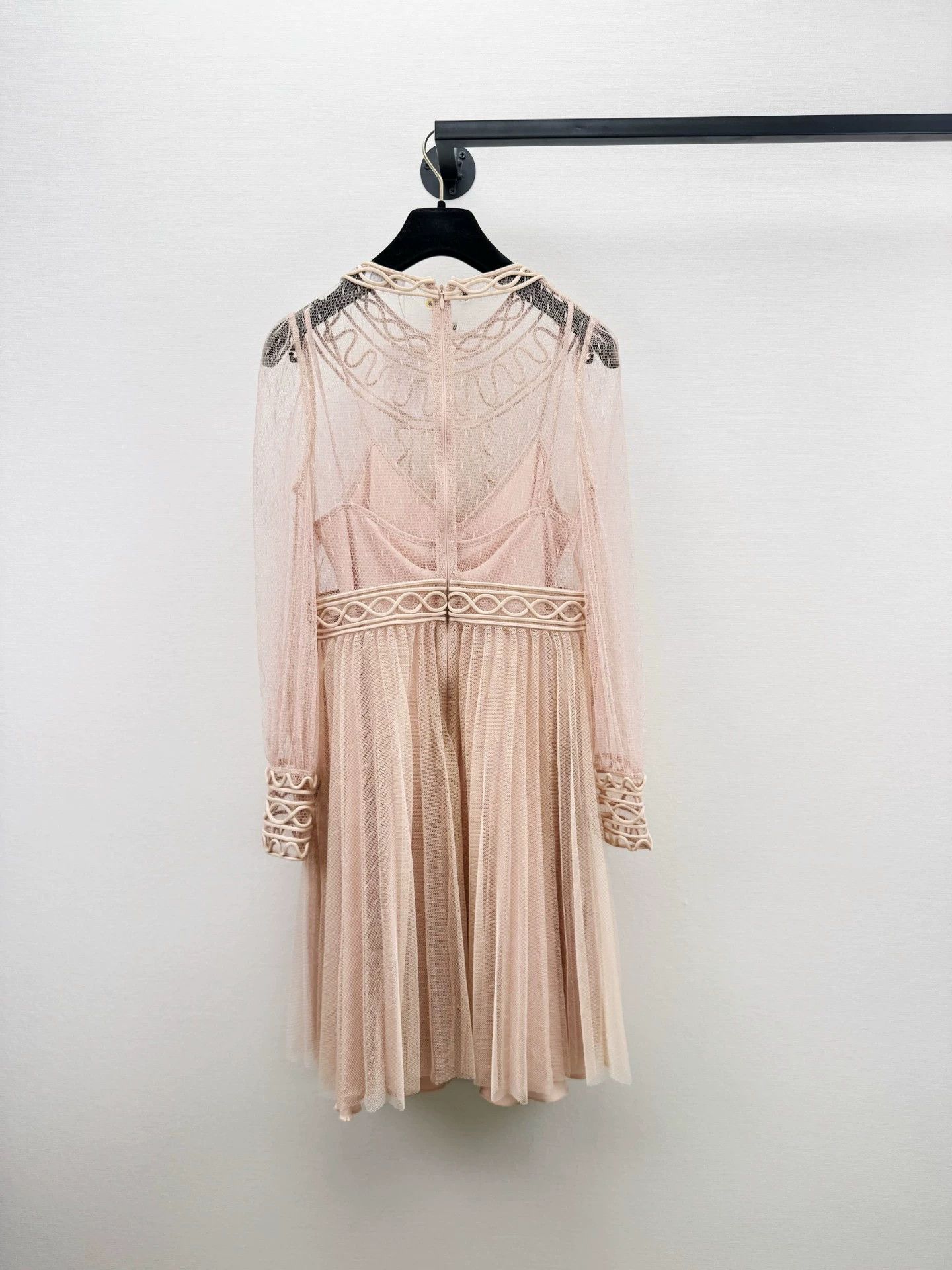 Red Valentino Women's 40 Dress2x Like New, Women's — image 6 of 6