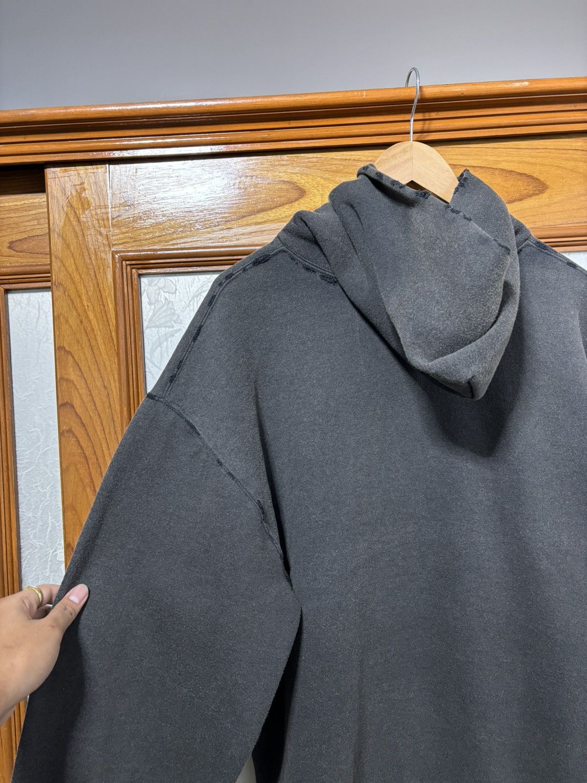 Russell Athletic 90s Thrashed Sun Faded Russell Hoodie Size US L / EU 52-54 / 3 - 18 Thumbnail