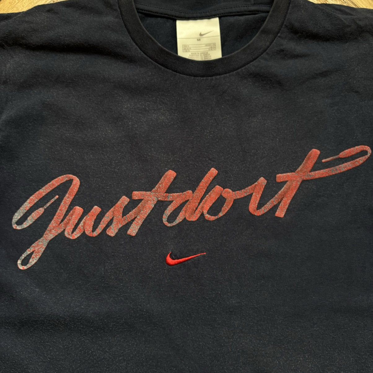 Nike × Vintage Vintage Y2K Center Swoosh Nike Just Do It T-Shirt Size US M / EU 48-50 / 2 - 2 Thumbnail