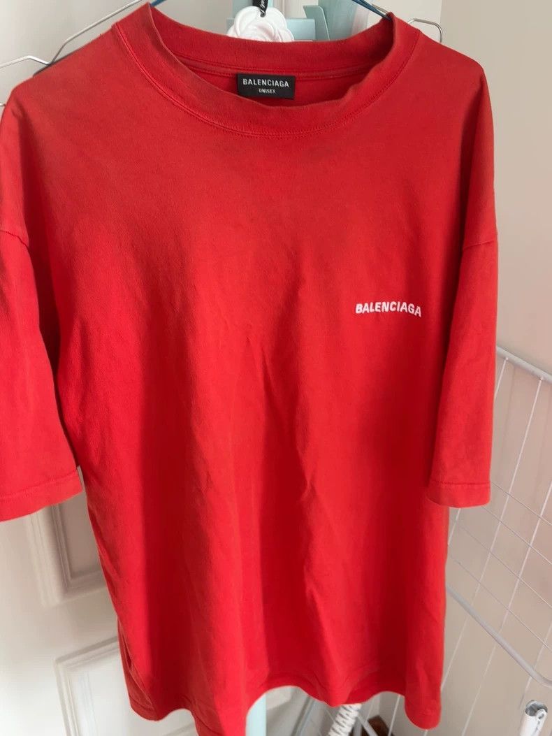 Balenciaga Balenciaga Red short-sleeved T-shirt Size US M / EU 48-50 / 2 - 1 Thumbnail
