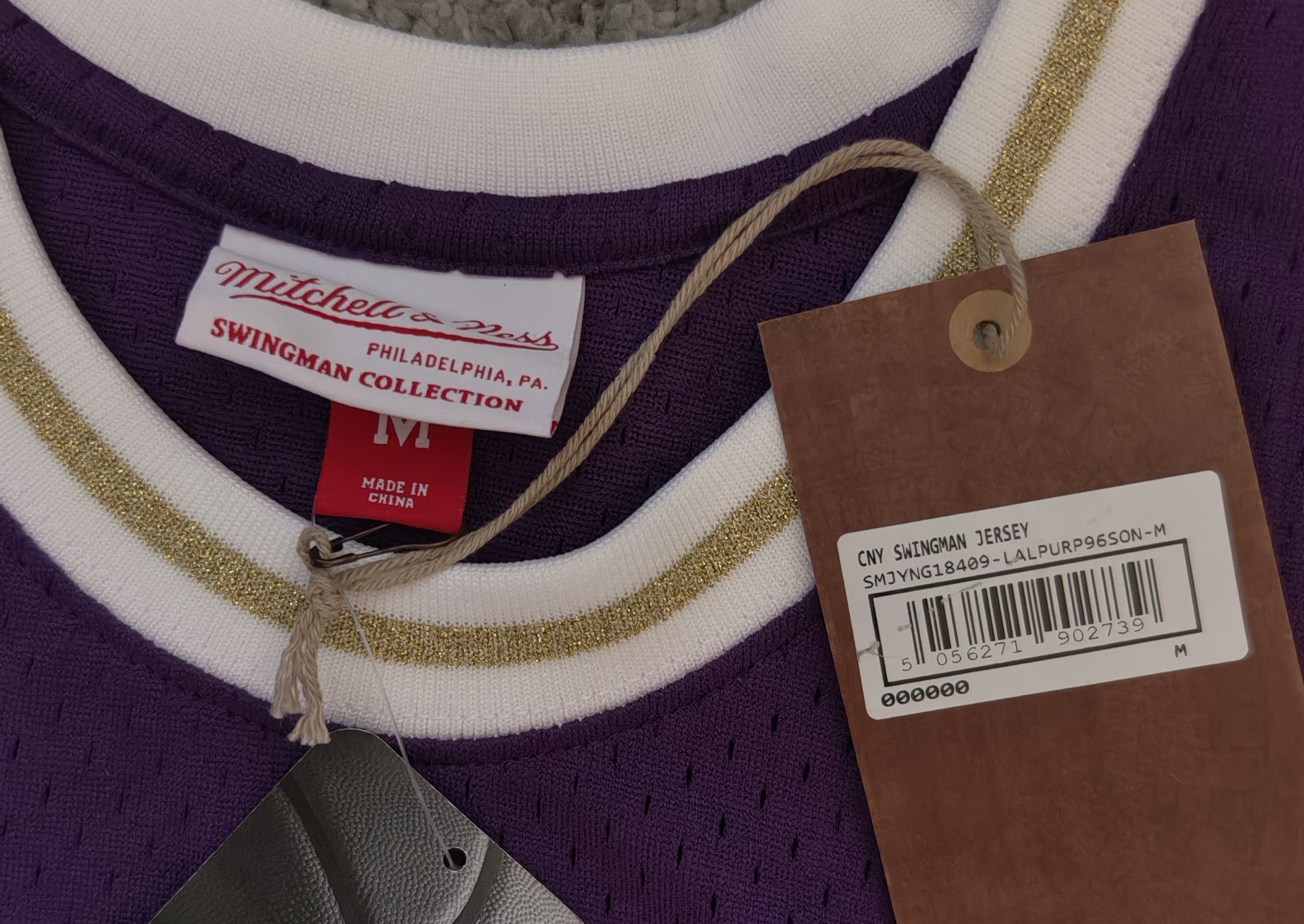 Mitchell & Ness Mens Mitchell & Ness NBA CNY Jersey Lakers Shaquille O'Neal Size US M / EU 48-50 / 2 - 5 Thumbnail