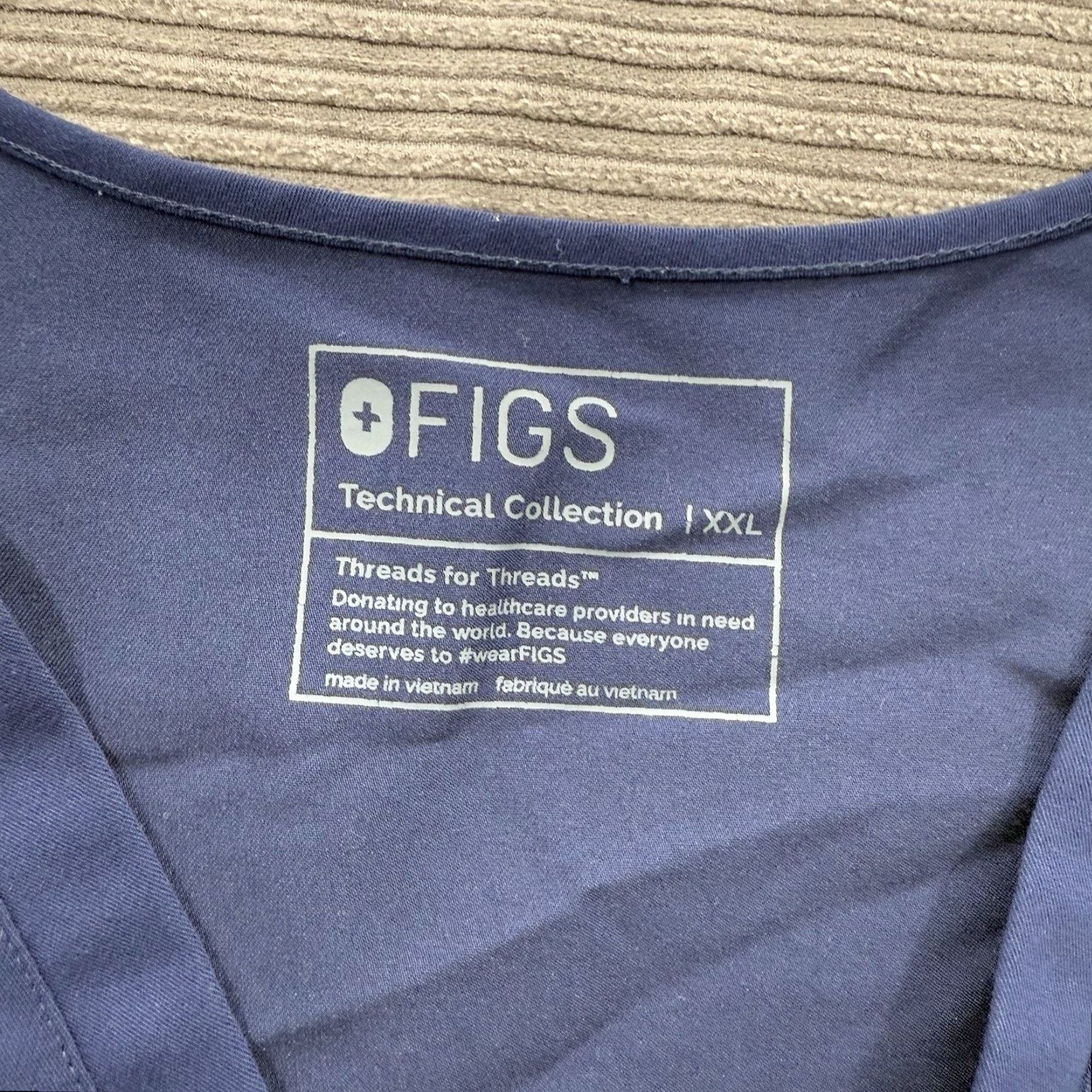 Vintage FIGS Scrub Top Women 2XL Blue Polyester Nursing Hospital Medical Comfort Shirt Adult Womens Medical Scrub Top Blue 2XL FIGS Size XXL / US 16-18 / IT 52-54 - 3 Thumbnail