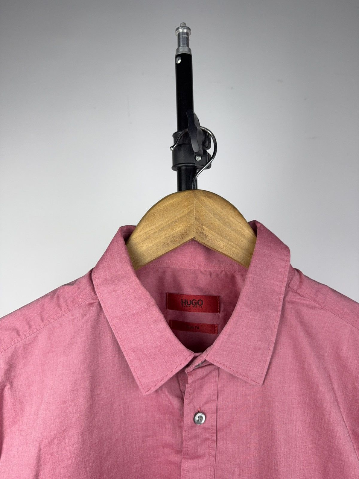 Hugo Boss Luxury Designer Hugo Boss HUGO Slim Fit Pink Shirt M Size US M / EU 48-50 / 2 - 3 Thumbnail