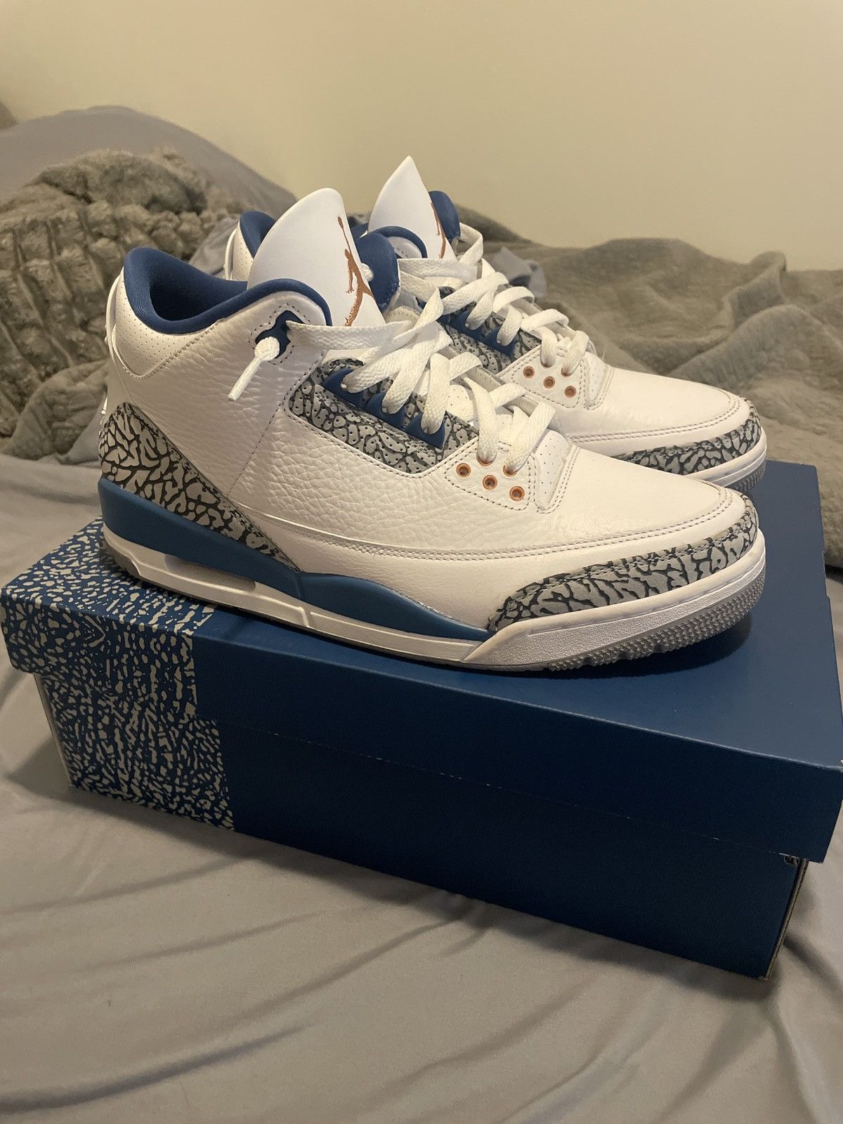 Jordan Brand Washington Wizards Jordan 3 (2023) Size US 10.5 / EU 43-44 - 3 Thumbnail