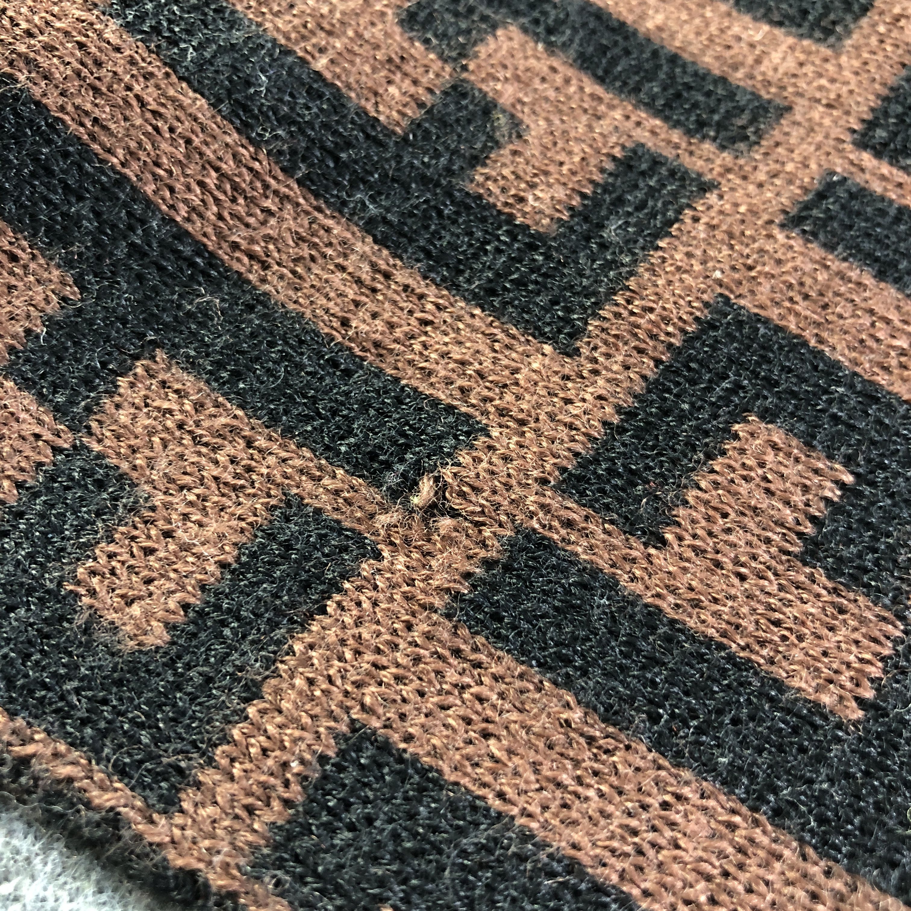 Fendi Fendi Monogram Wool Scarf Muffler Neckwear V2611 Size ONE SIZE - 9 Thumbnail