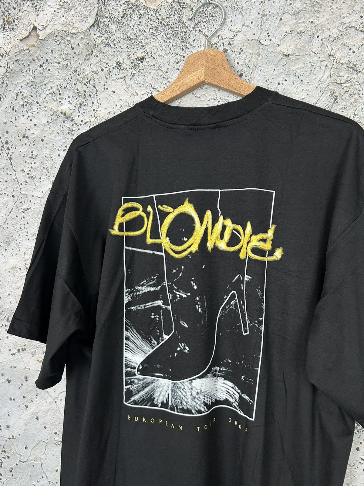 Band Tees Vintage Blondie Rock Band Tee 2003 Europe Tour Rare Punk Size US XL / EU 56 / 4 - 2 Thumbnail