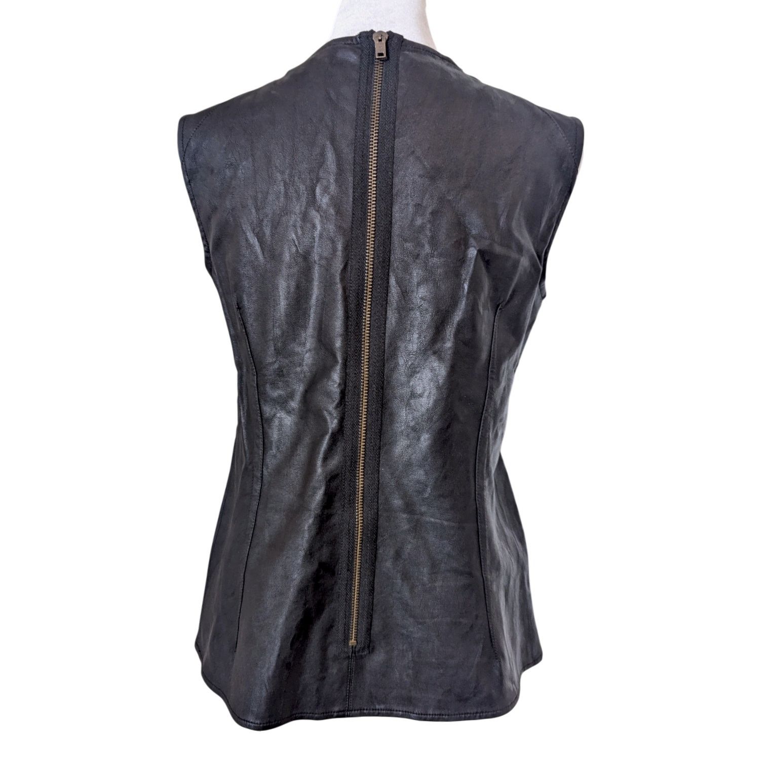 Anthropologie CAbi Black Vegan Leather Shell Top Vest Size 2 Size XS / US 0-2 / IT 36-38 - 4 Thumbnail