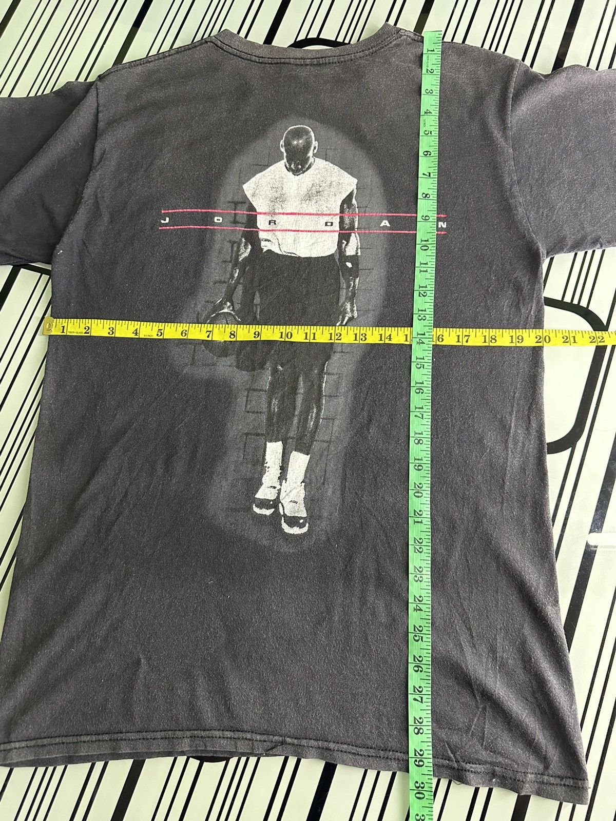 Nike 90’s Vintage Nike Jordan Shirt Tee Size US M / EU 48-50 / 2 - 14 Thumbnail