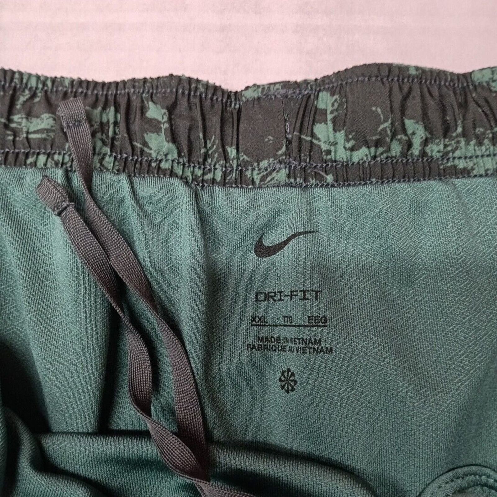 Nike Nike Tempo Running Shorts Women's 2XL Green Printed Dri-FIT Size 38" / US 16 / IT 52 - 3 Thumbnail