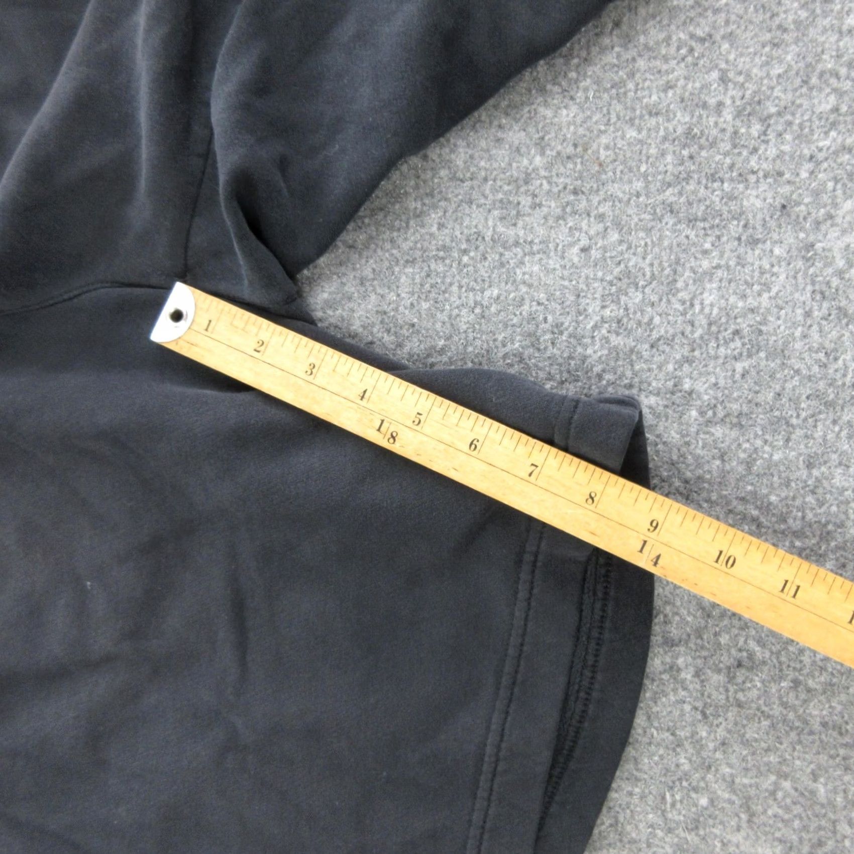 Nike Nike Sweat Shorts Mens Large Black Fleece Drawstring Pockets 10 Inseam Gym Wear Size US 33 - 2 Thumbnail