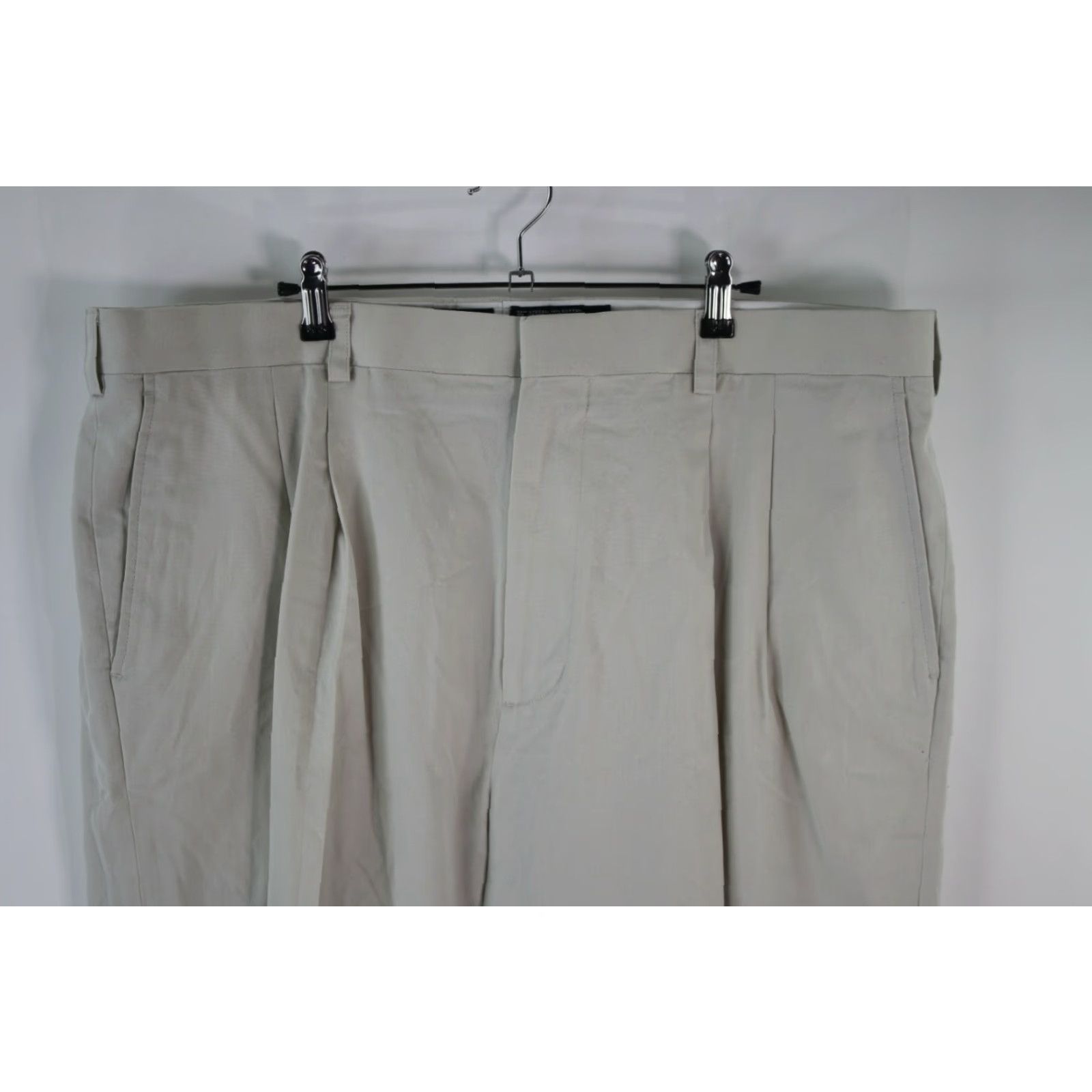 Vintage Oxford Golf Mens Pleated Zipper Dress Pants Tan 42X29 Regular Formal Pants Night? Size US 42 / EU 58 - 3 Thumbnail