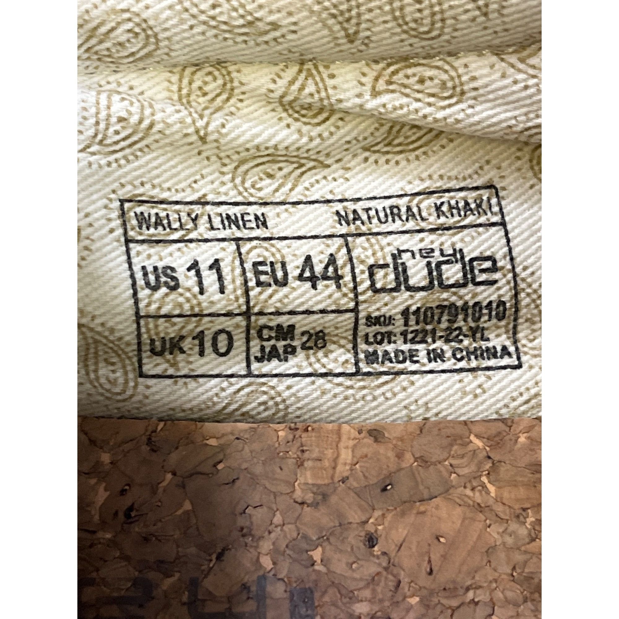 Other Hey Dude Wally Linen Men's Beige Slip-on Shoes Size 11 SKU 6 Size US 11 / EU 44 - 6 Thumbnail