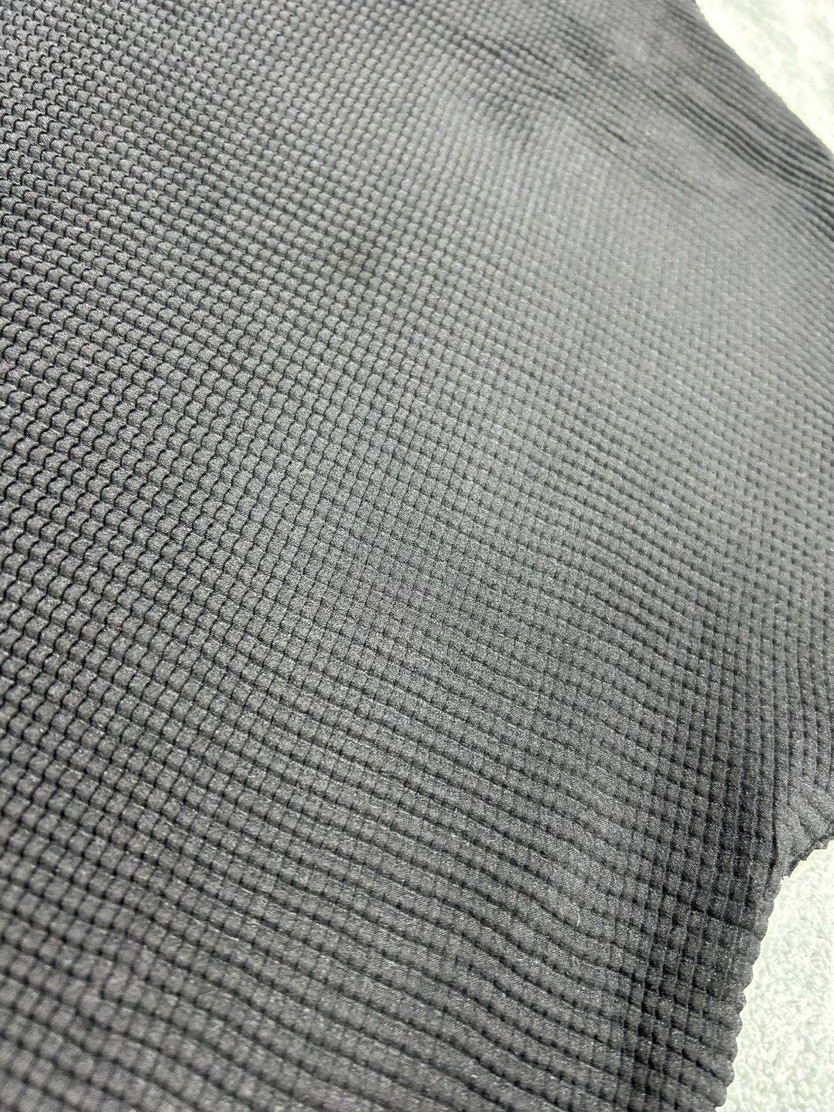 Issey Miyake Issey Miyake ‘Me’ Pleat Size S / US 4 / IT 40 - 3 Thumbnail