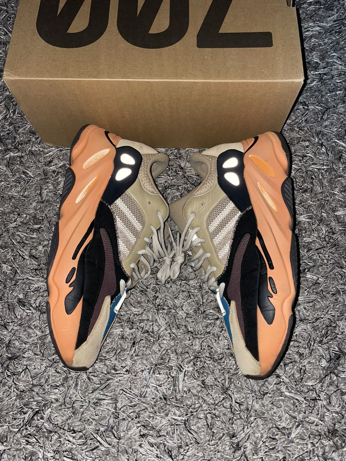 Adidas × Yeezy Yeezy Boost 700 'Enflame Amber' Size US 10 / EU 43 - 3 Thumbnail