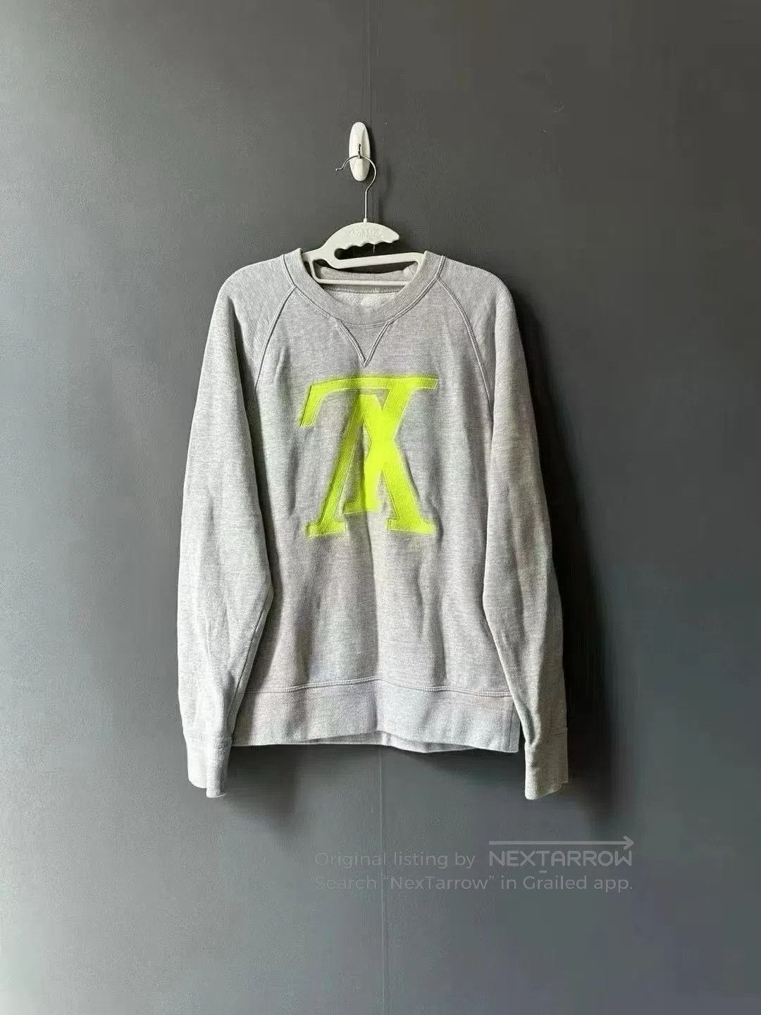 Louis Vuitton Louis Vuitton Reversed Logo Sweatshirt| Size US M / EU 48-50 / 2 - 1 Thumbnail