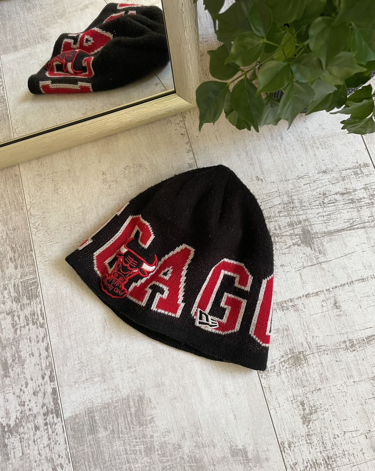 NBA × Vintage VTG Chicago Bulls New Era Hats Full Logo Size 30 - 1 Thumbnail