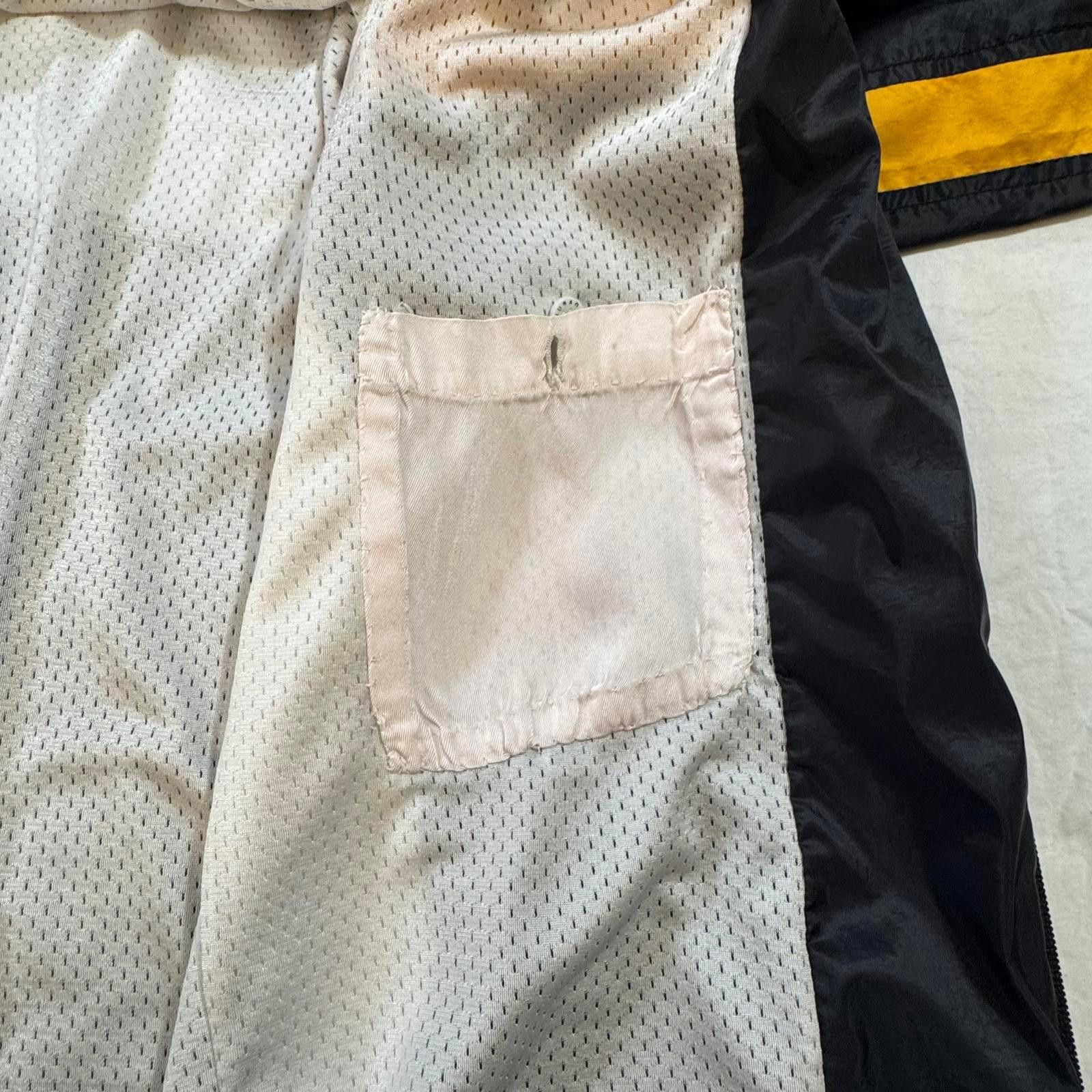 Nike Nike Jacket Women's Large Windbreaker Black Yellow 90s Y2K Size L / US 10 / IT 46 - 10 Thumbnail
