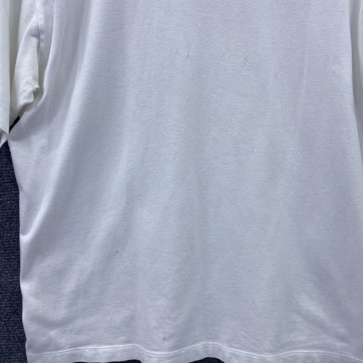 Japanese Brand × Mickey Mouse × Uniqlo Uniqlo X Mickey Mouse White Tee Size US M / EU 48-50 / 2 - 6 Thumbnail