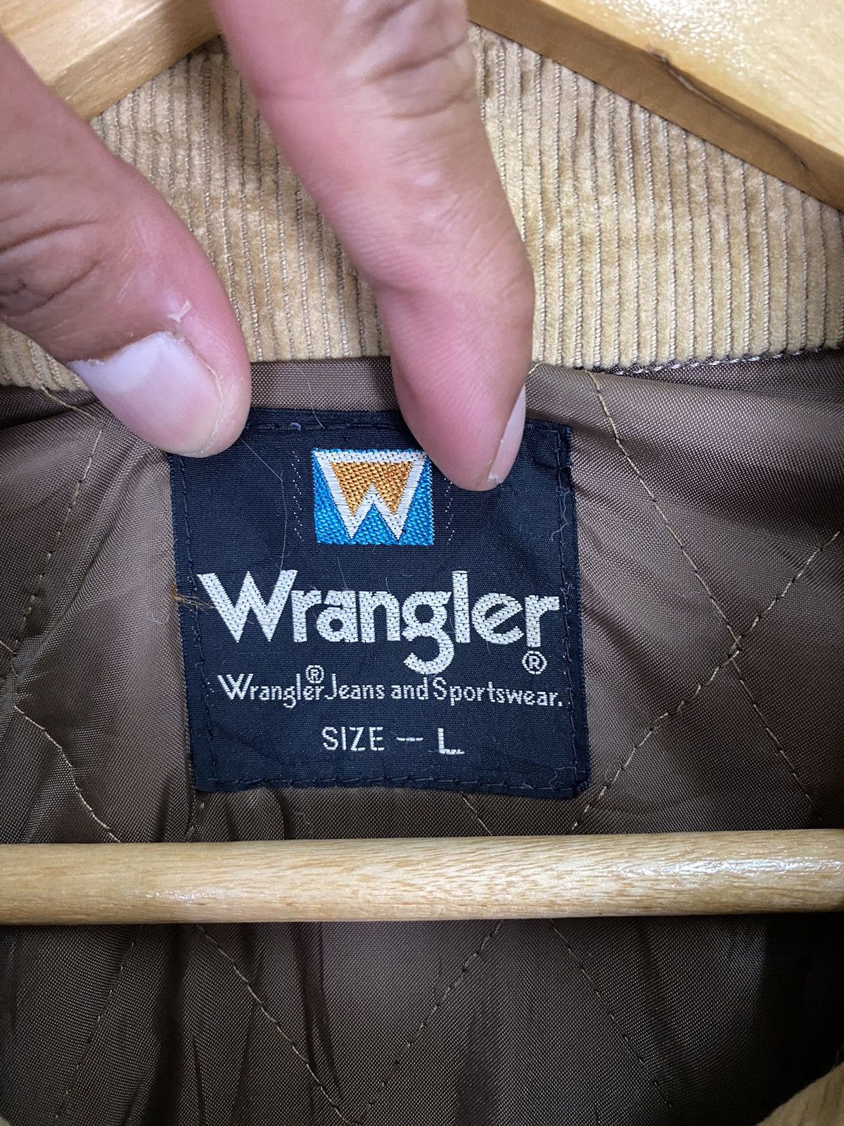 Vintage Vintage Wrangler Corduroy Jacket Size US L / EU 52-54 / 3 - 10 Thumbnail