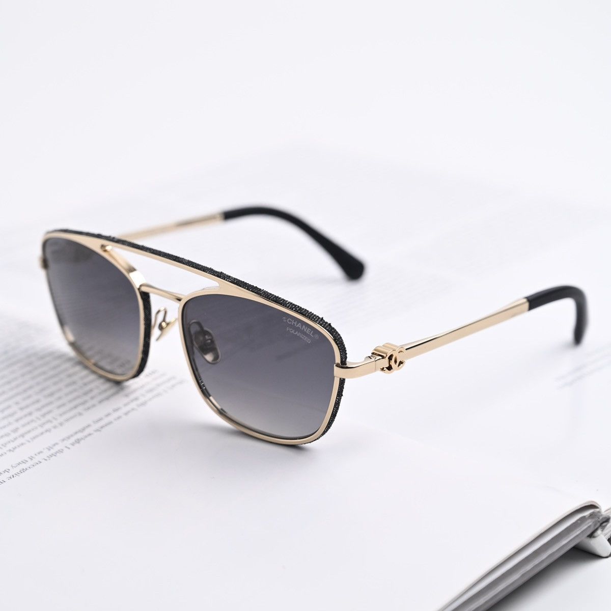 Chanel CHANEL 0CH4290Q C395S8 SUNGLASSES Size ONE SIZE - 2 Thumbnail