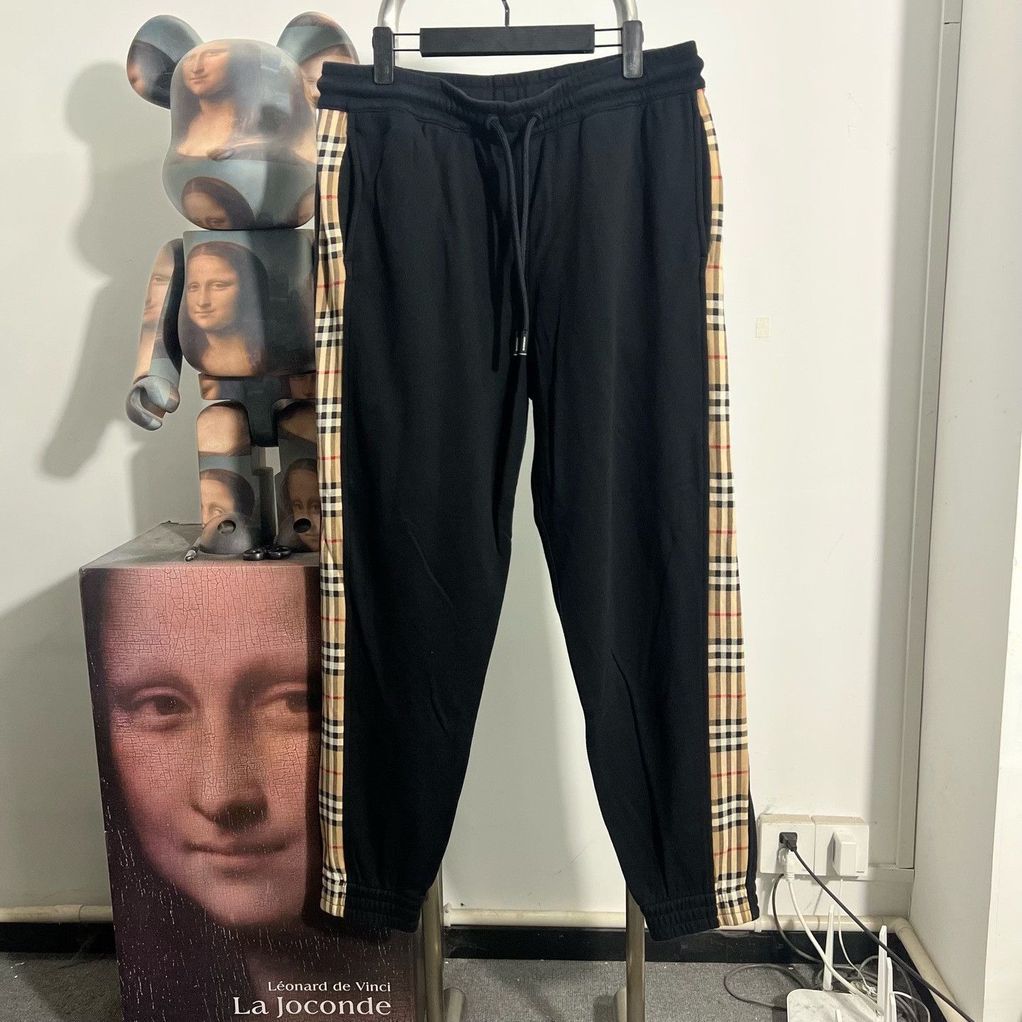 Burberry Burberry Patchwork Plaid Casual Pants 34 Men Size US 34 / EU 50 - 1 Thumbnail