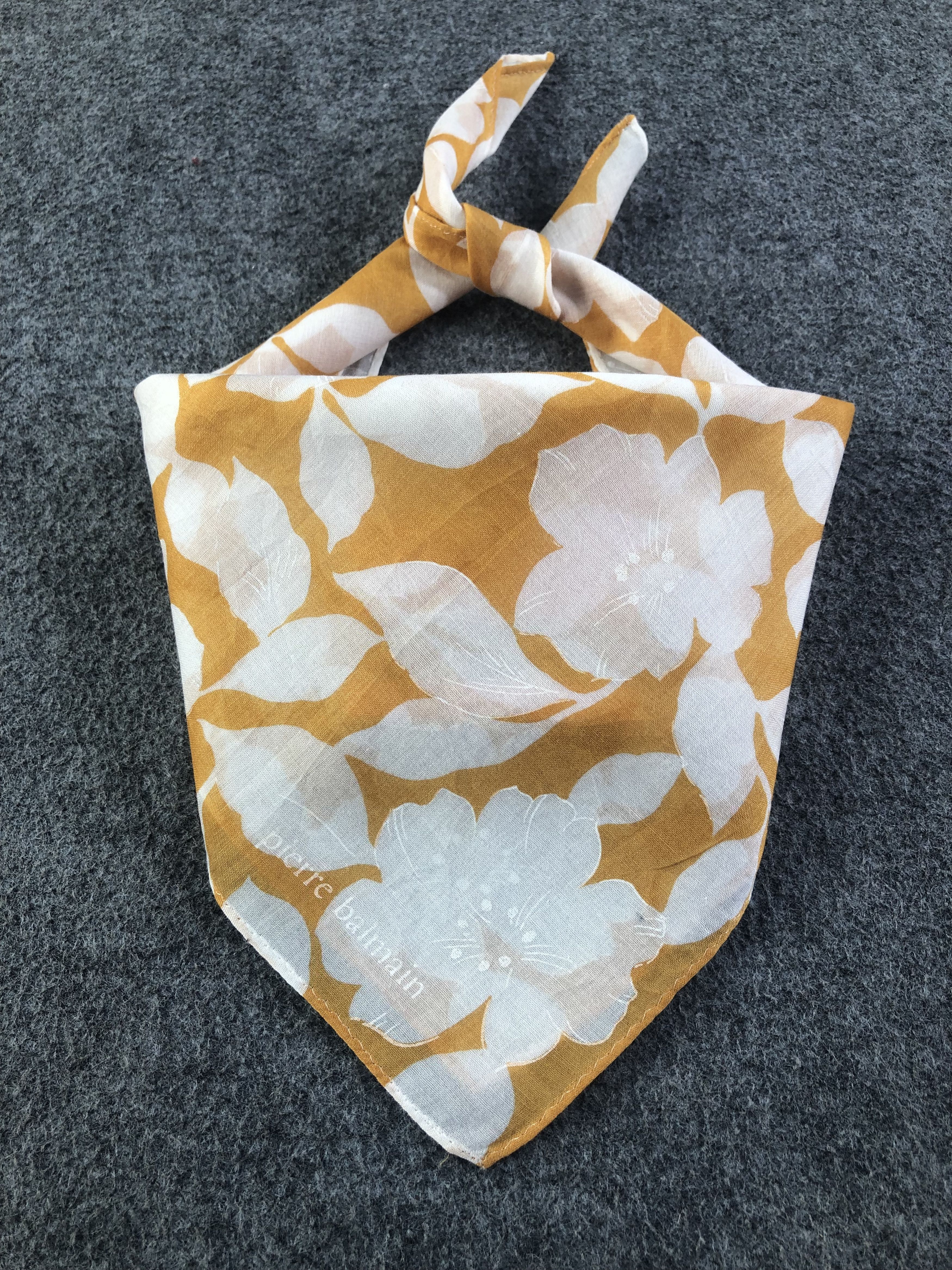 Pierre Balmain Pierre Balmain Handkerchief / Bandana / Neckerchief Size ONE SIZE - 2 Thumbnail