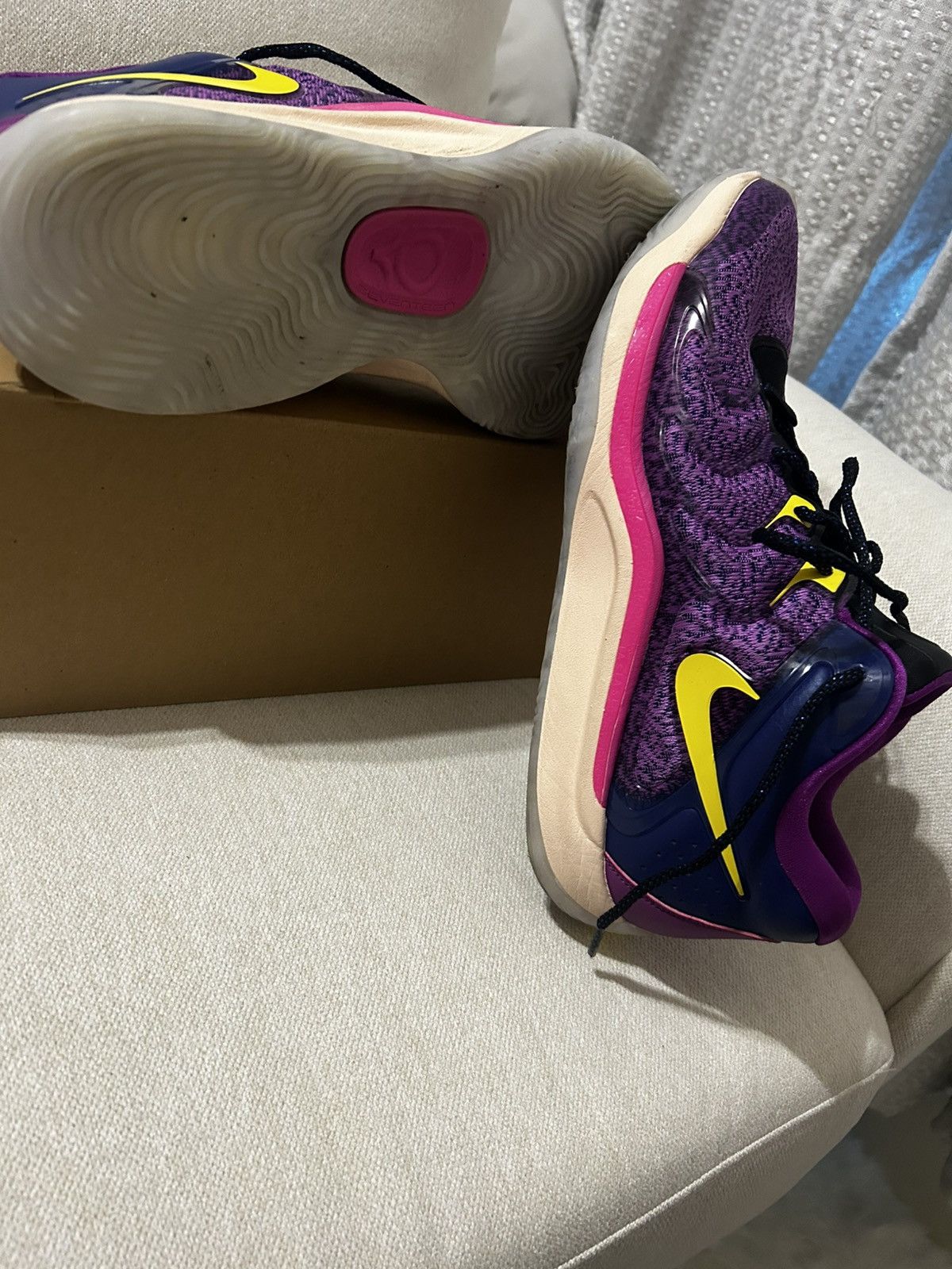 Nike Nike Kd 17 Size US 12 / EU 45 - 2 Thumbnail