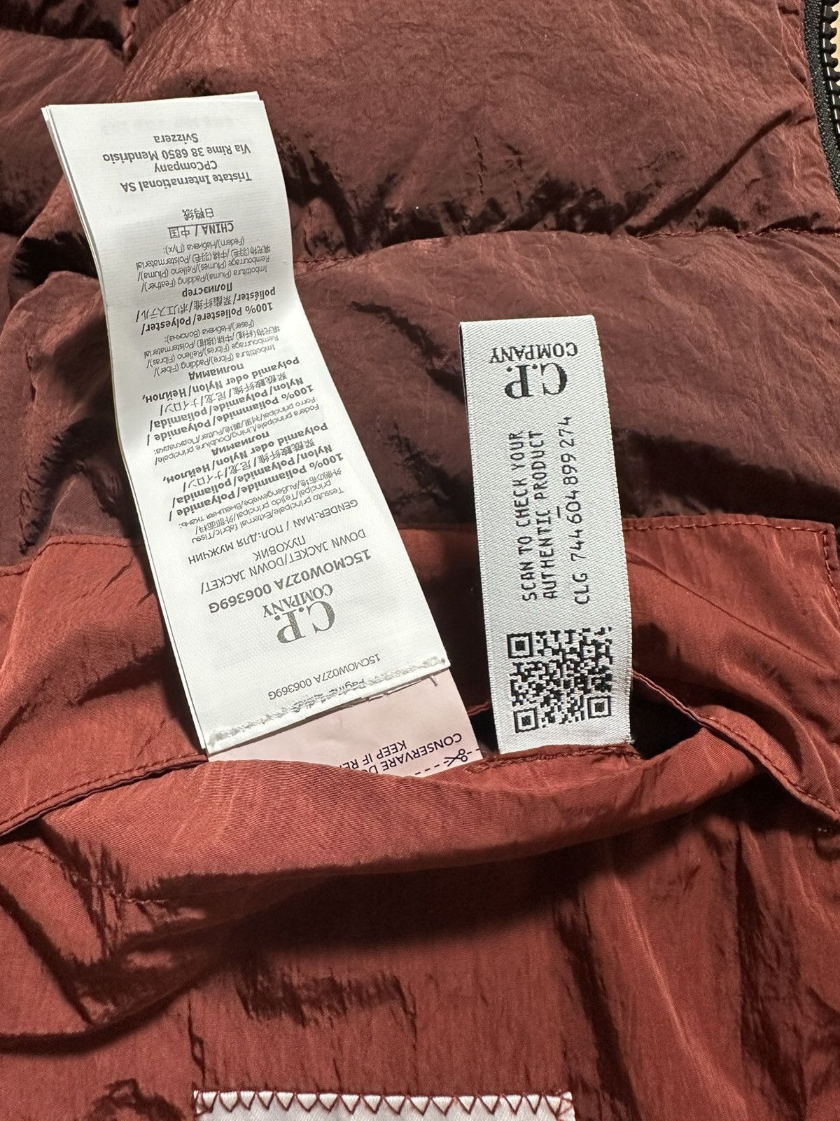 C.P. Company C.P. Company Hooded Down Goggle Jacket Cherry Red Size 46(S) Size US S / EU 44-46 / 1 - 14 Thumbnail