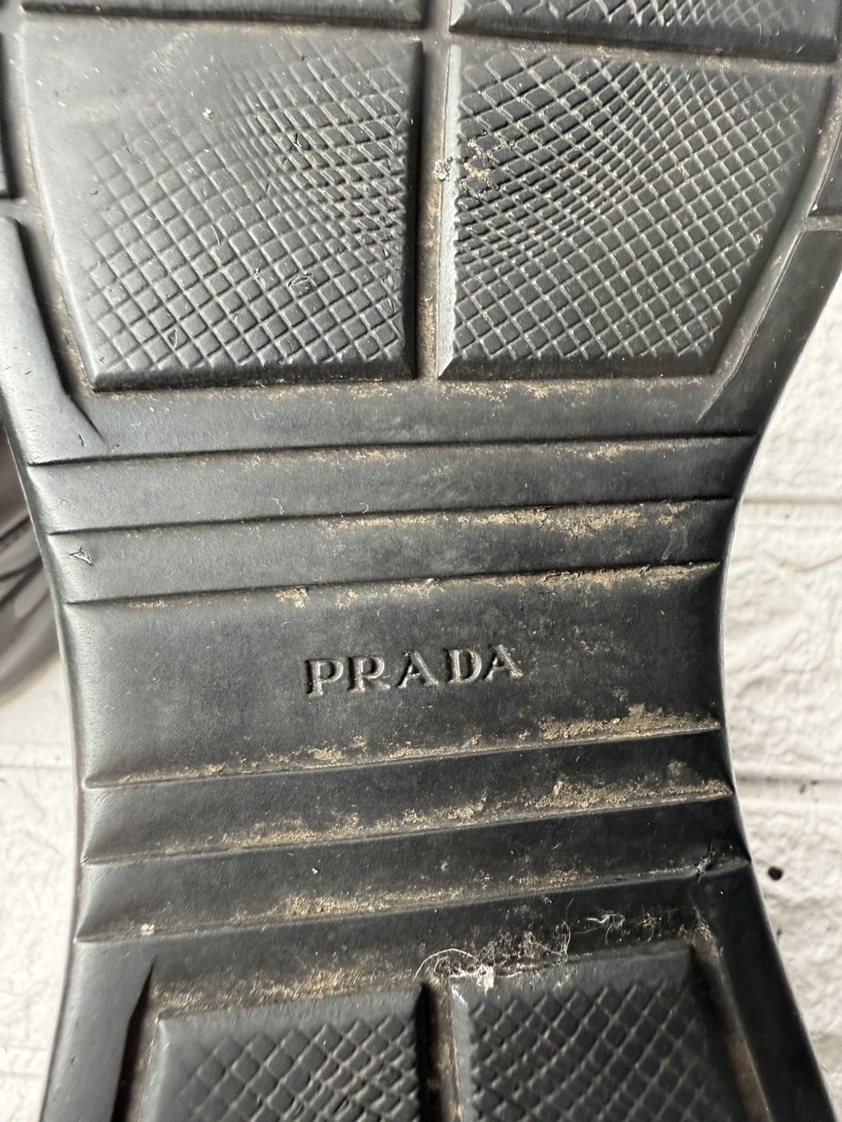 Prada Prada leather sneakers with side logo US7 UK5.5 EUR40 Black Size US 7 / EU 40 - 7 Thumbnail