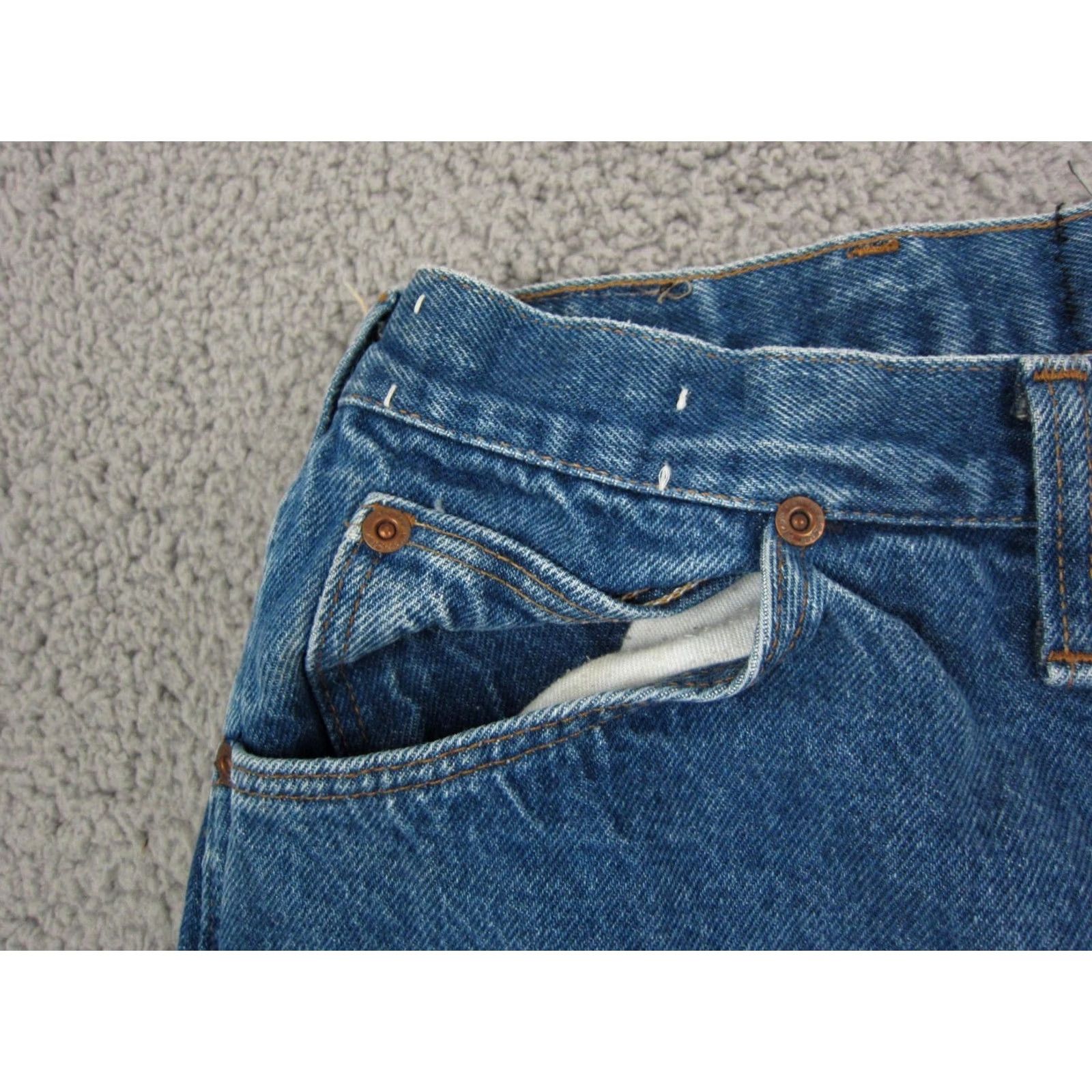 Wrangler VINTAGE Wrangler Jeans Mens Cowboy Cut 915SWK Blue Adult W 40 L 32 90s USA Size US 40 / EU 56 - 4 Thumbnail