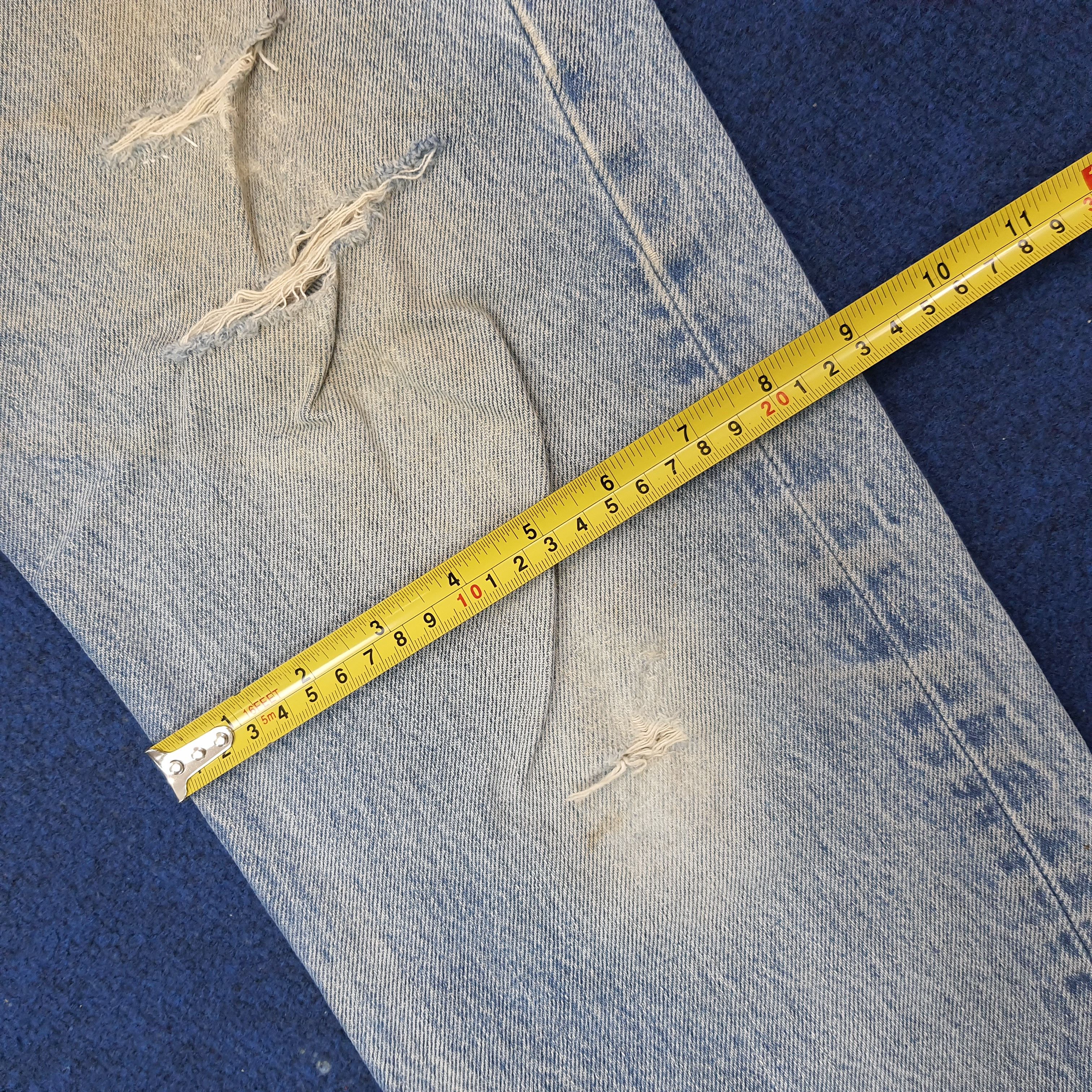 Levi's Vintage Levi's 501 Denim Distressed Style Jeans C252N18 Size US 31 - 13 Thumbnail